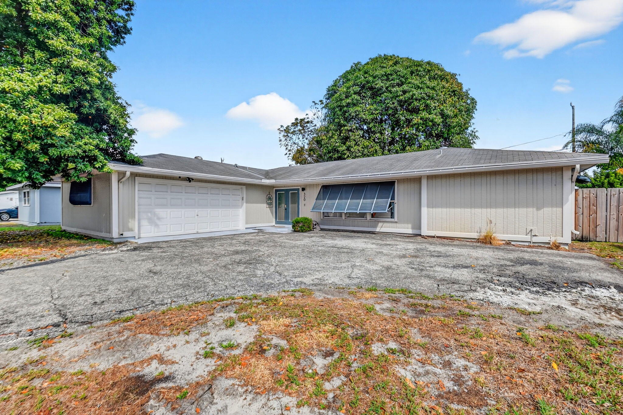 PALM SPRINGS VILLAGE 2 - Residential