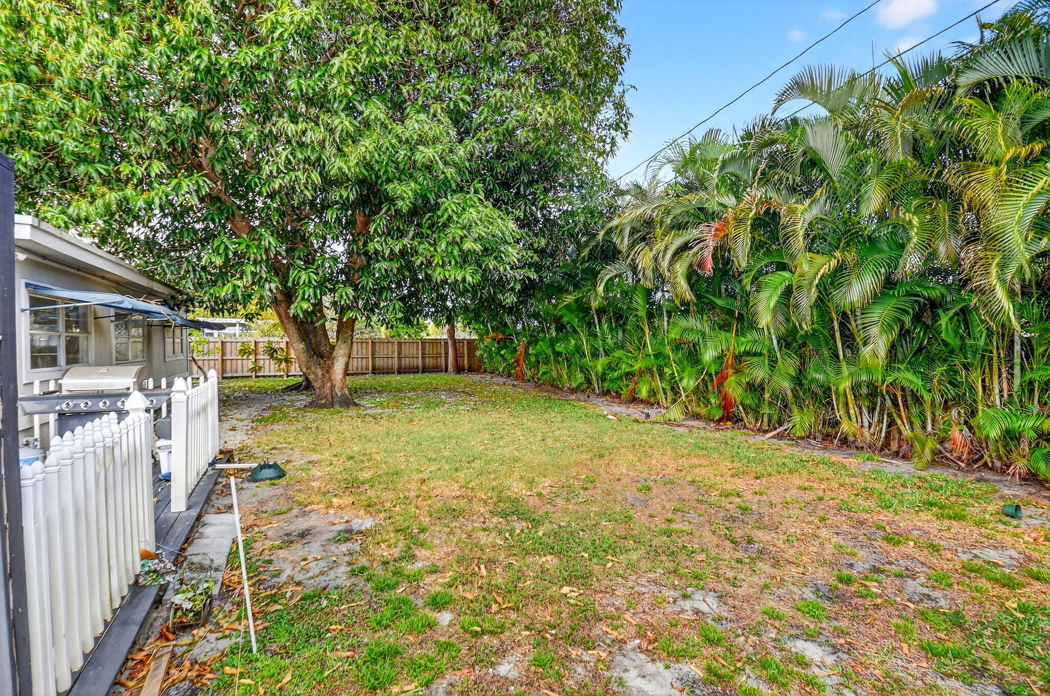 PALM SPRINGS VILLAGE 2 - Residential