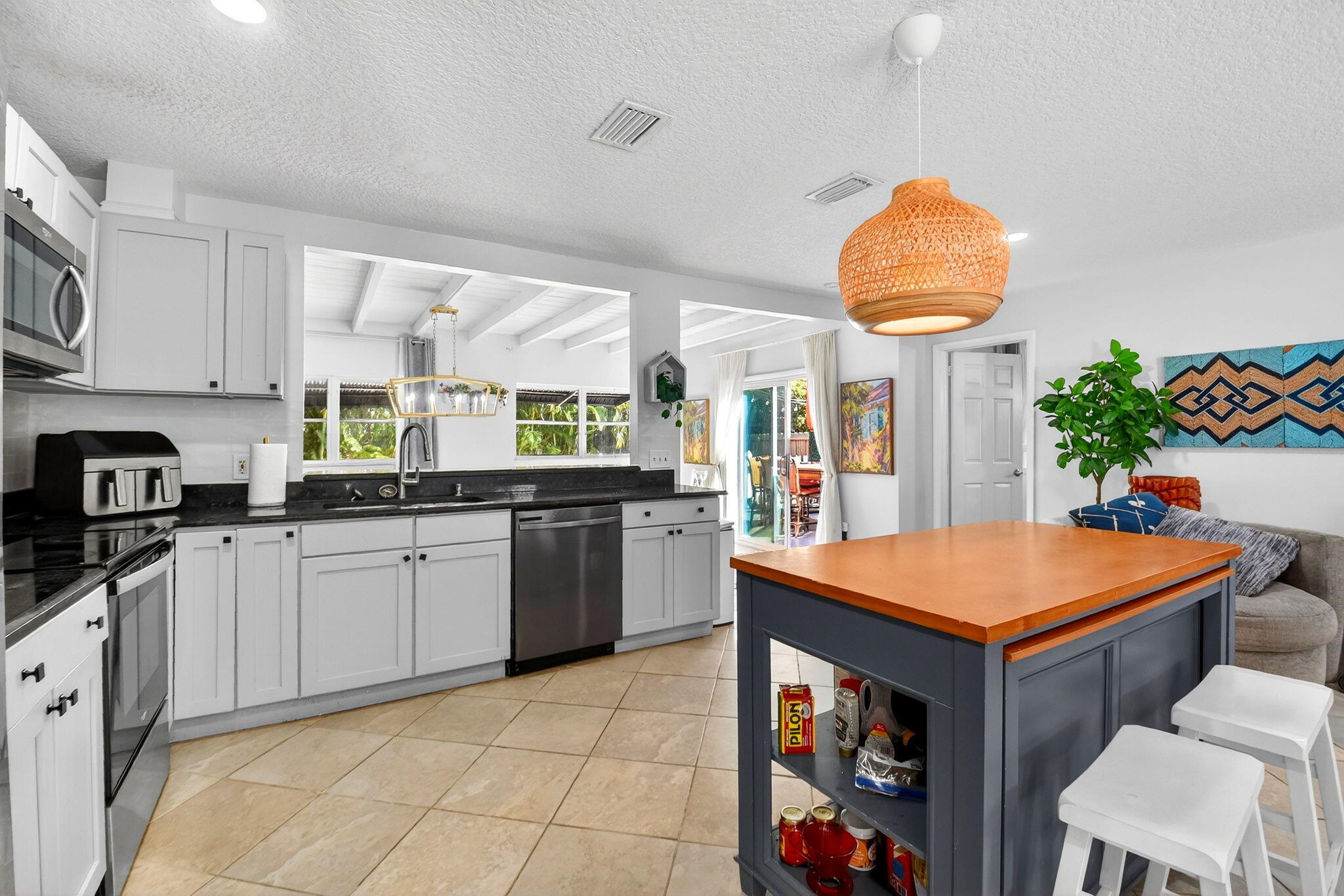 PALM SPRINGS VILLAGE 2 - Residential