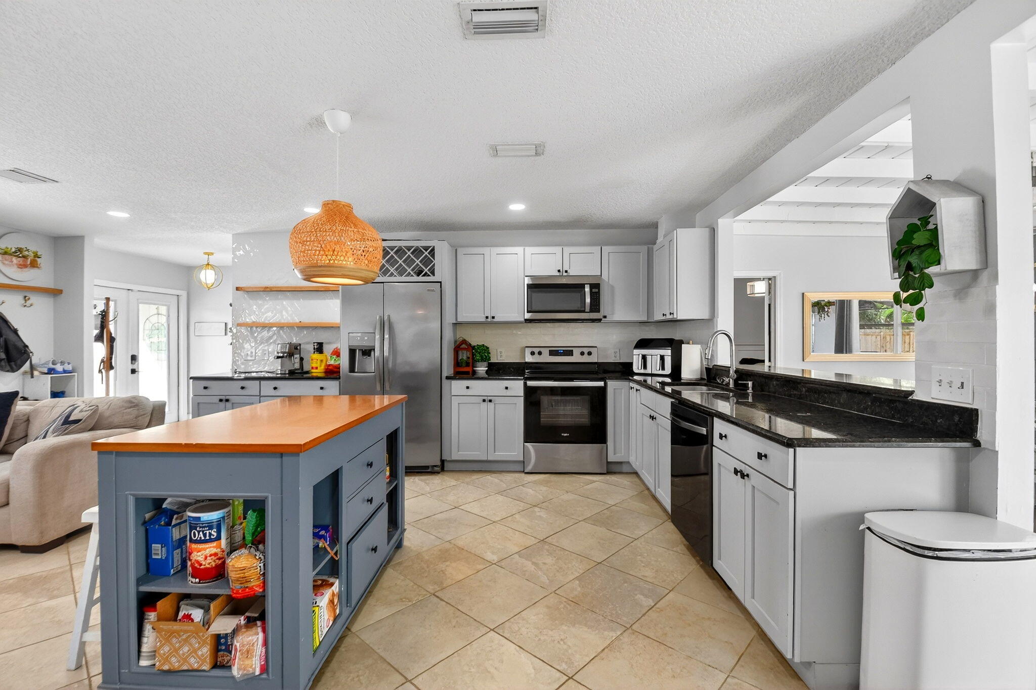 PALM SPRINGS VILLAGE 2 - Residential