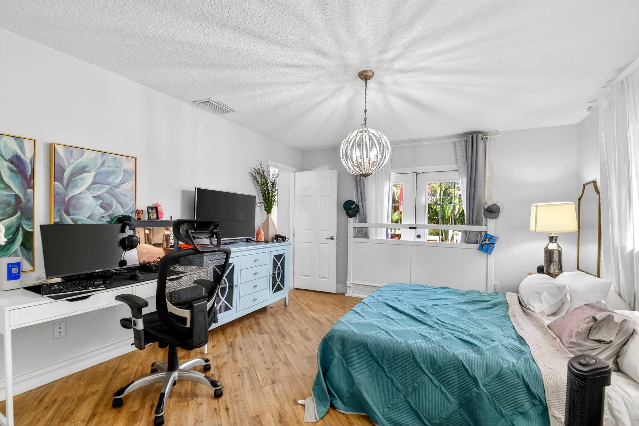 PALM SPRINGS VILLAGE 2 - Residential