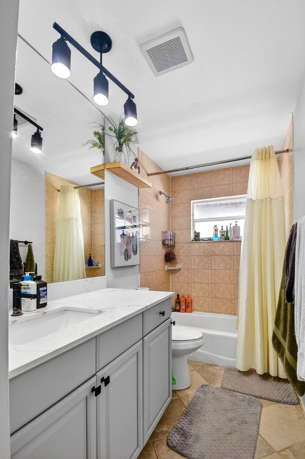 PALM SPRINGS VILLAGE 2 - Residential