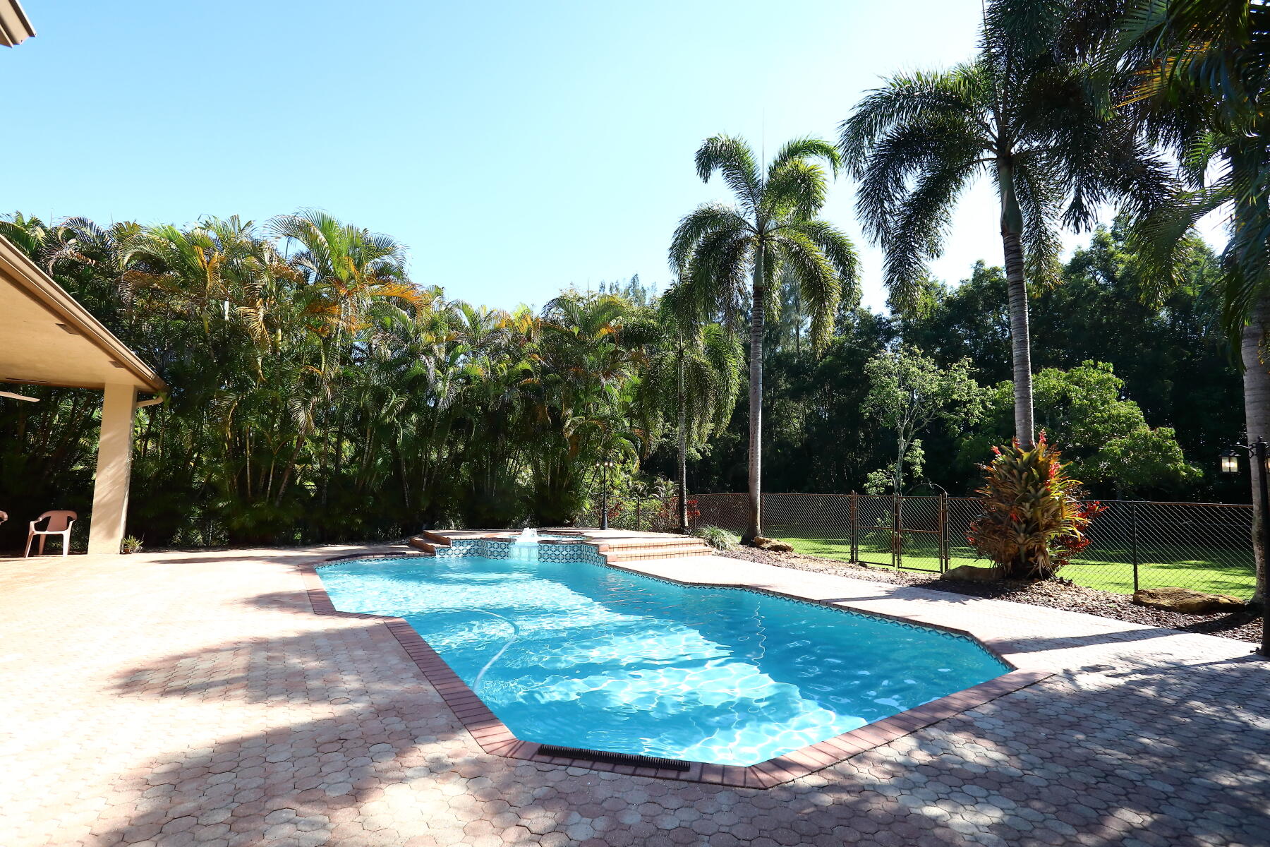 SELIGMAN-KIA ACRES - Residential