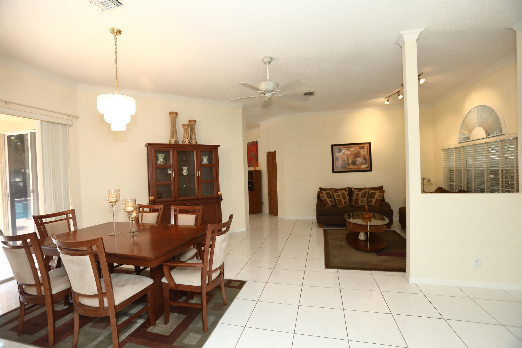 SELIGMAN-KIA ACRES - Residential