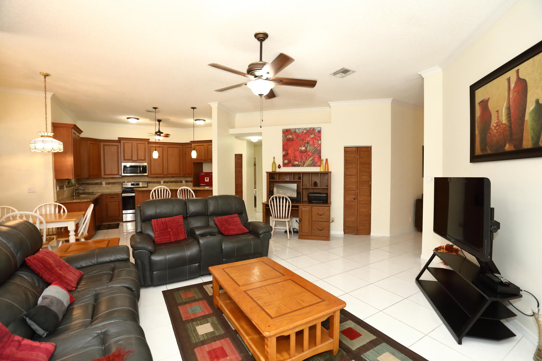 SELIGMAN-KIA ACRES - Residential