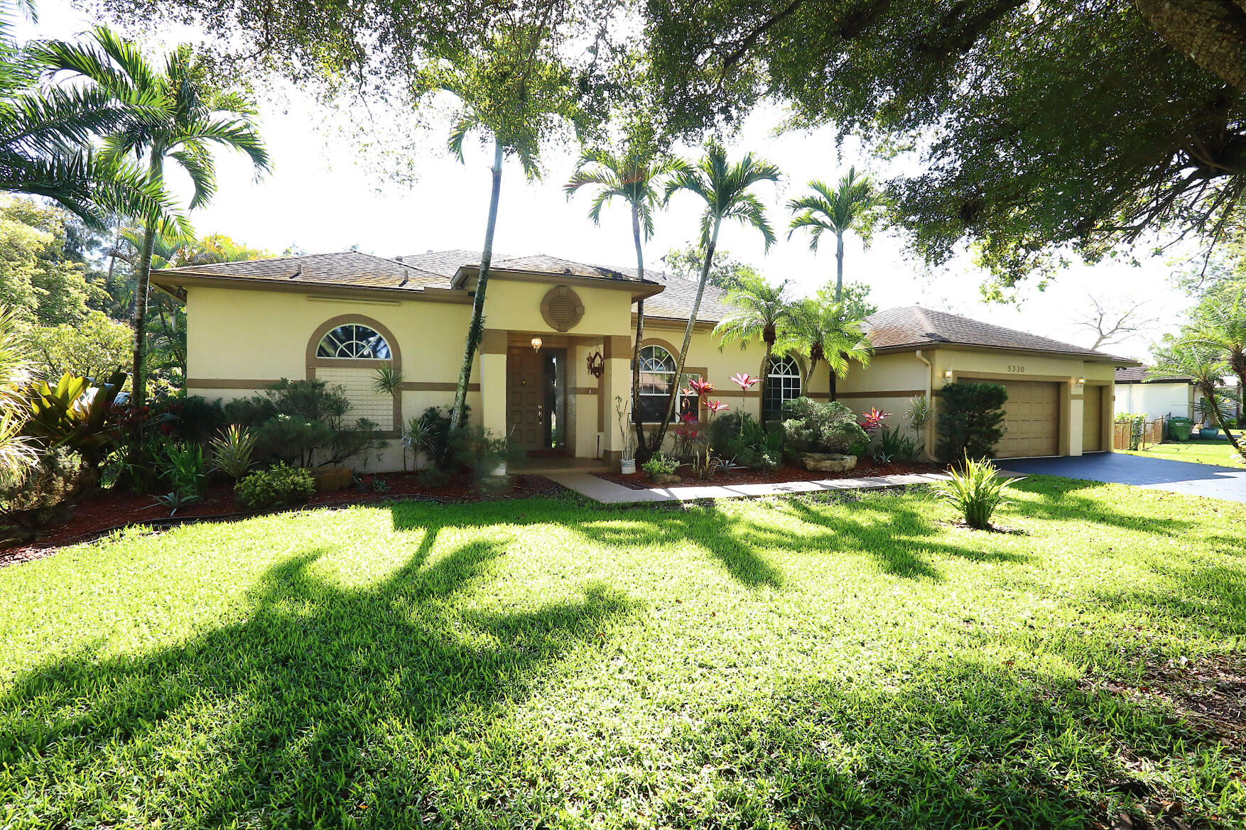 SELIGMAN-KIA ACRES - Residential