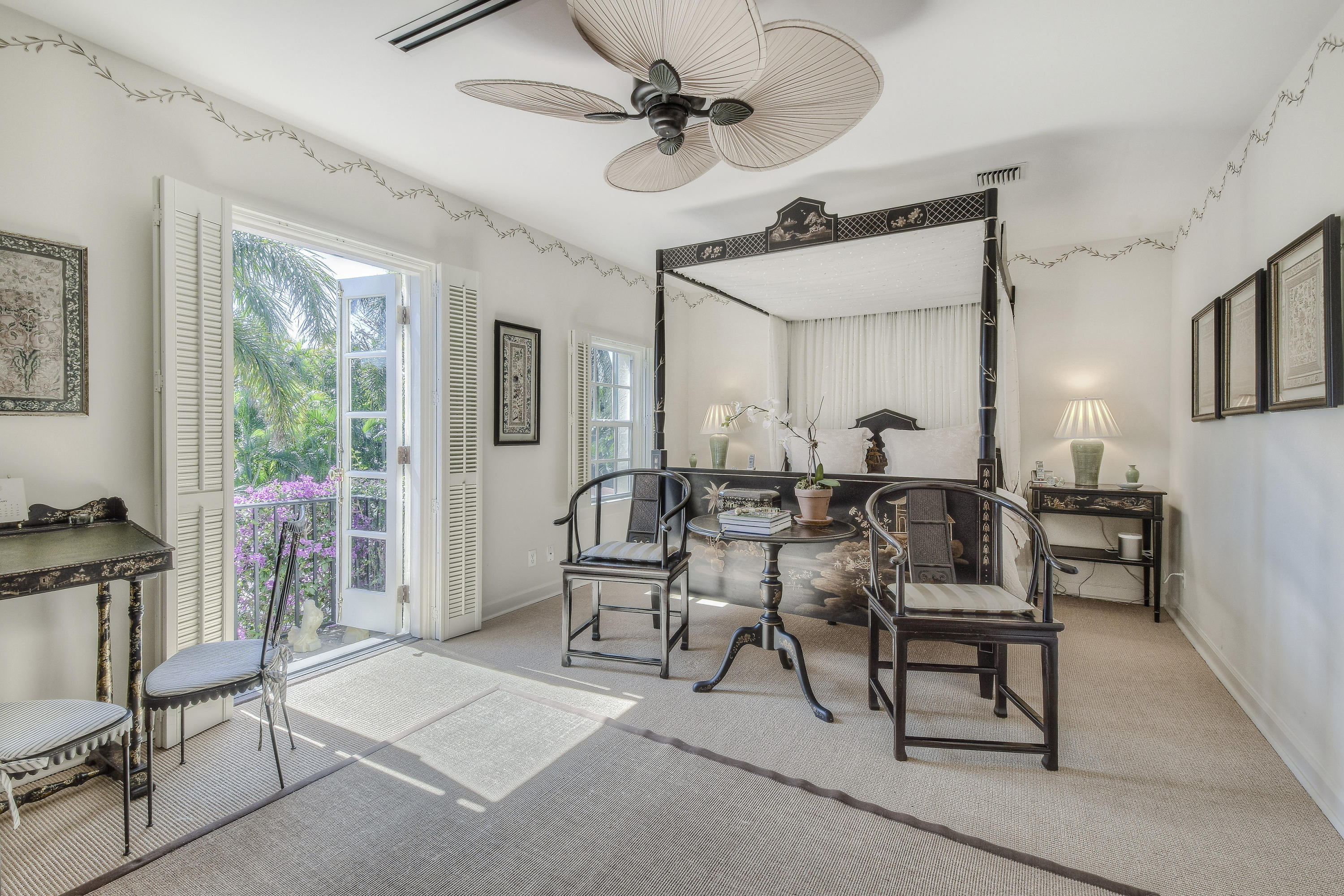 EL ENCANTO - Residential