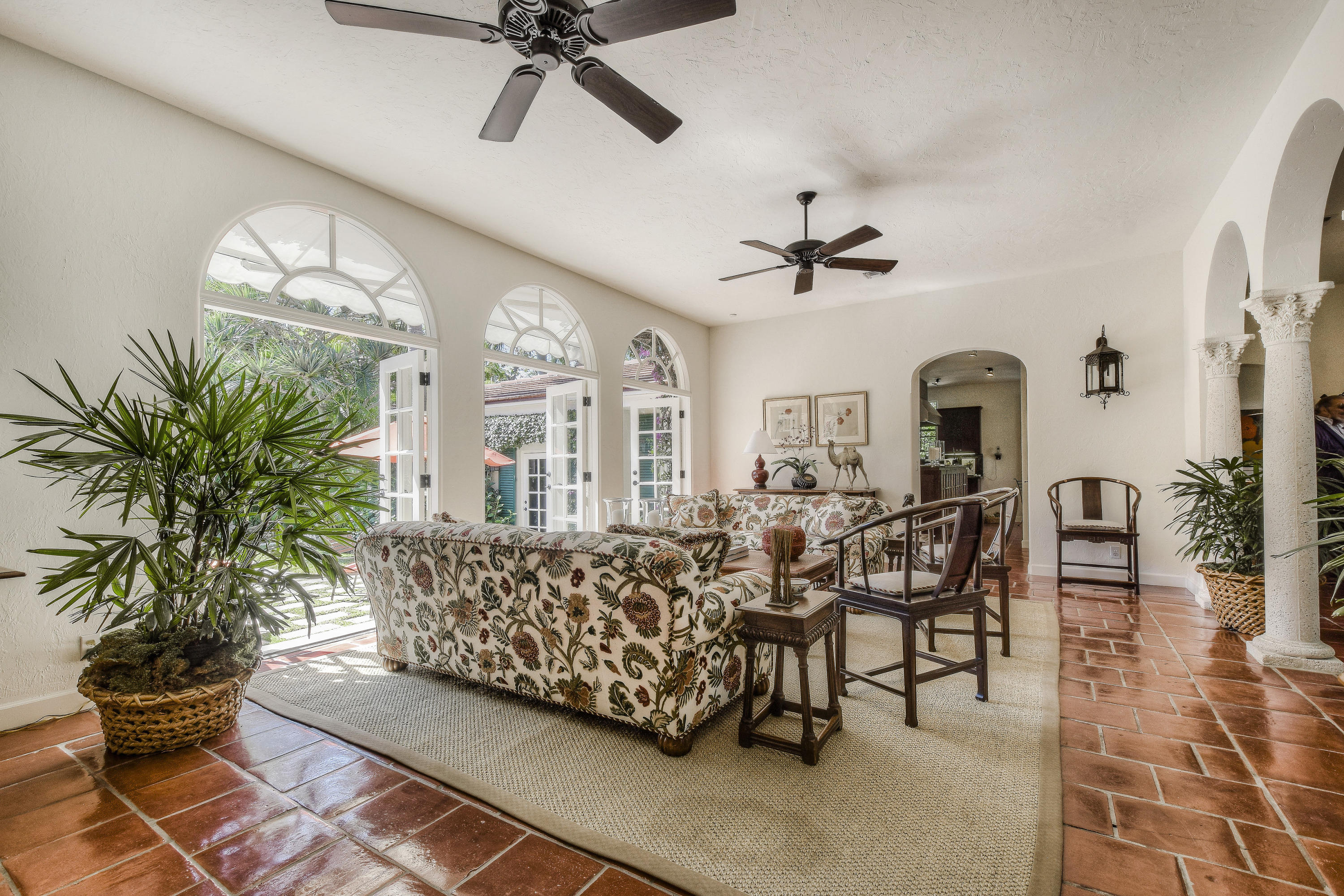 EL ENCANTO - Residential