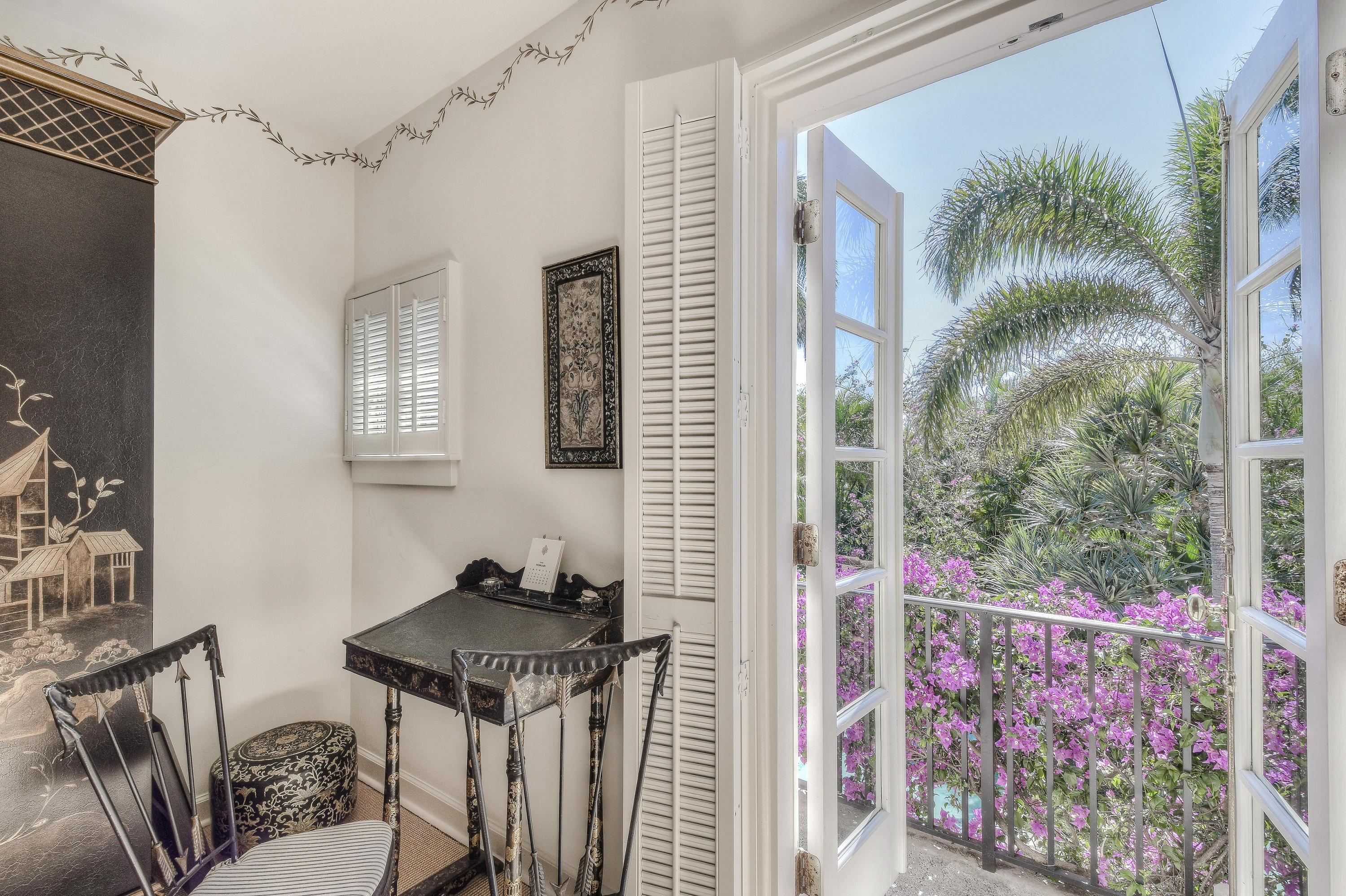 EL ENCANTO - Residential