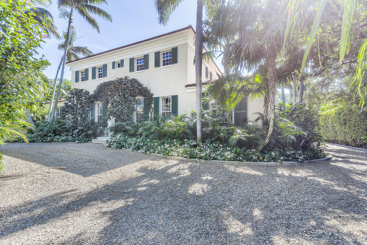 EL ENCANTO - Residential