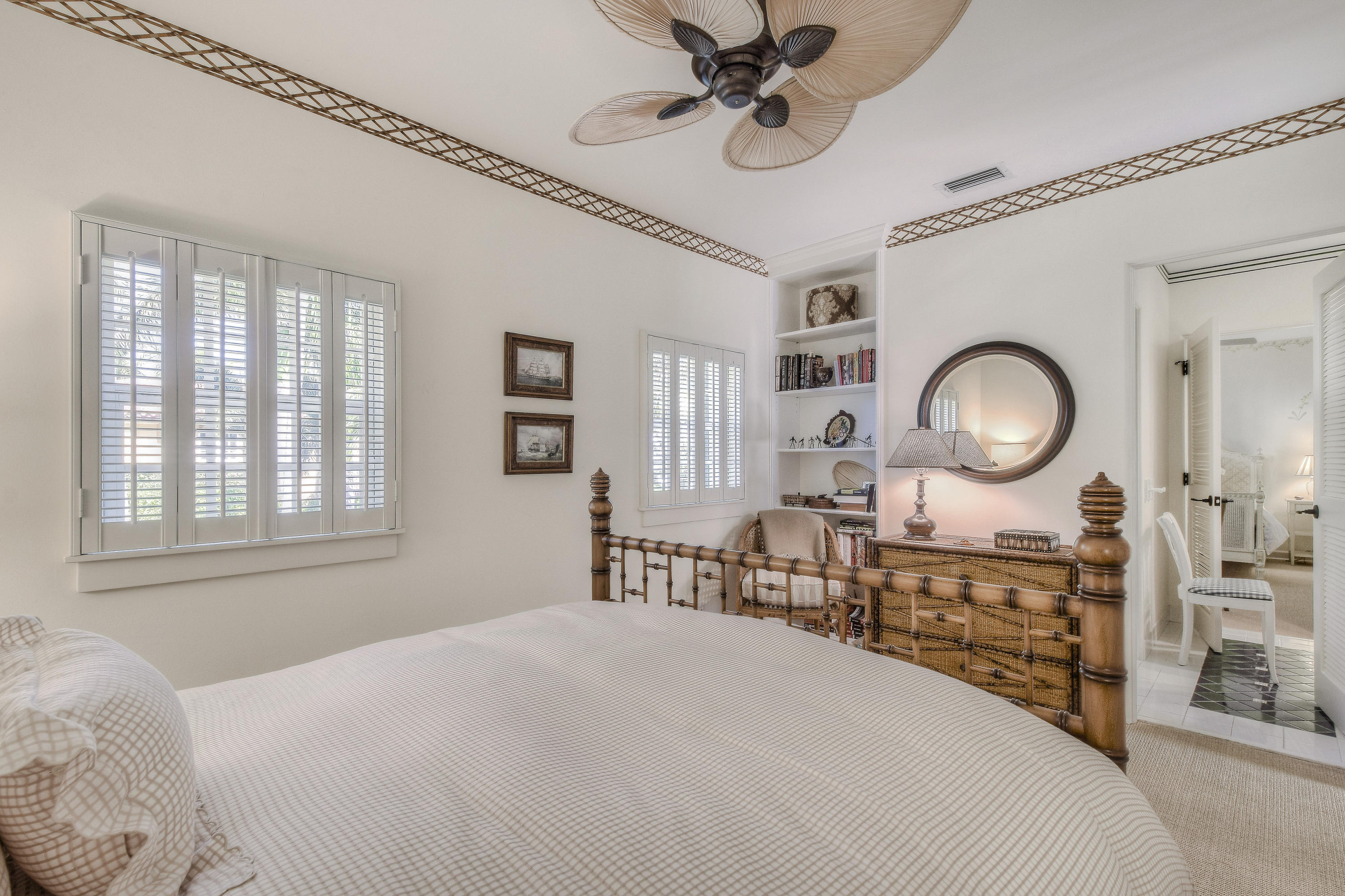 EL ENCANTO - Residential