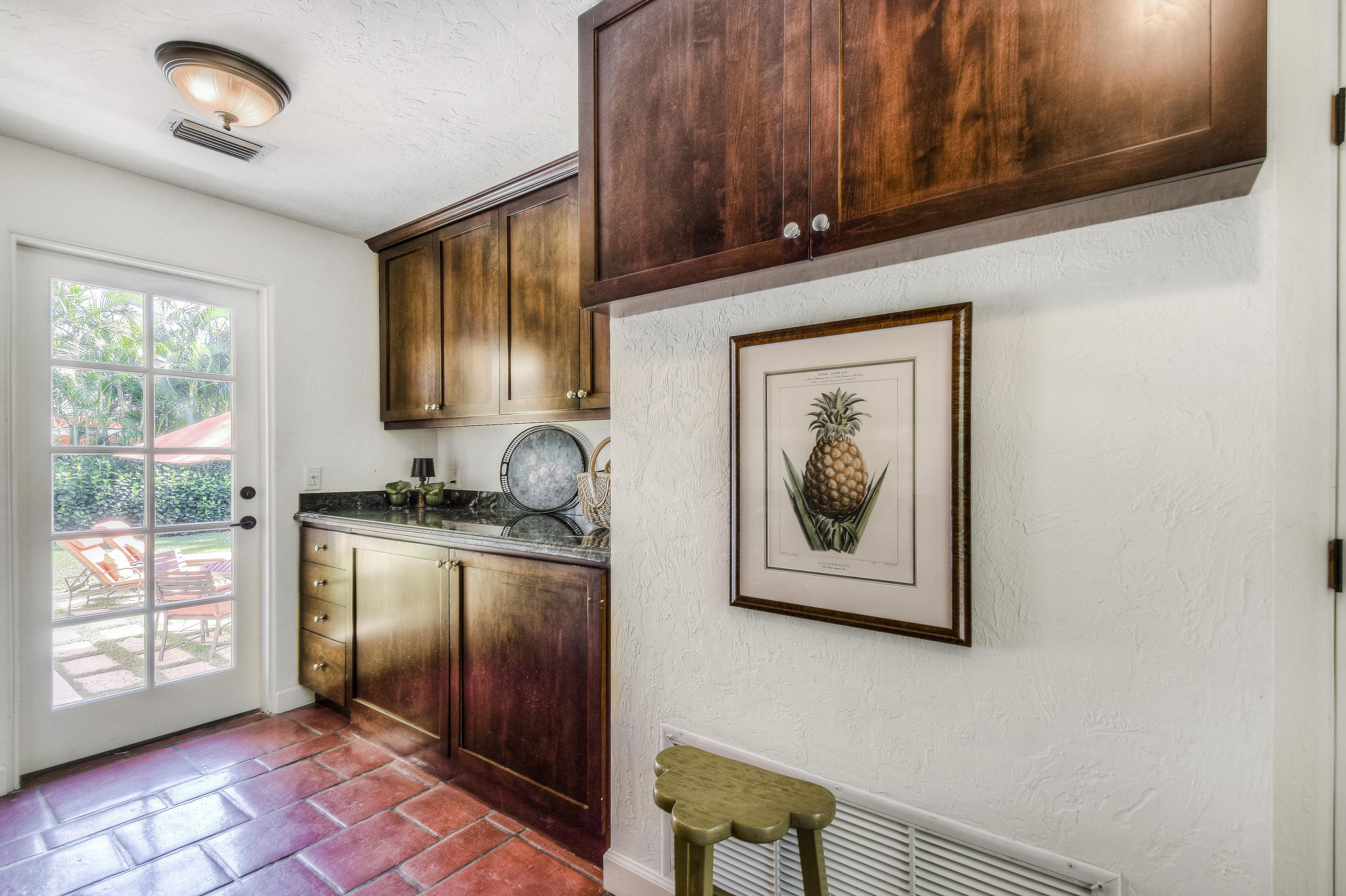 EL ENCANTO - Residential