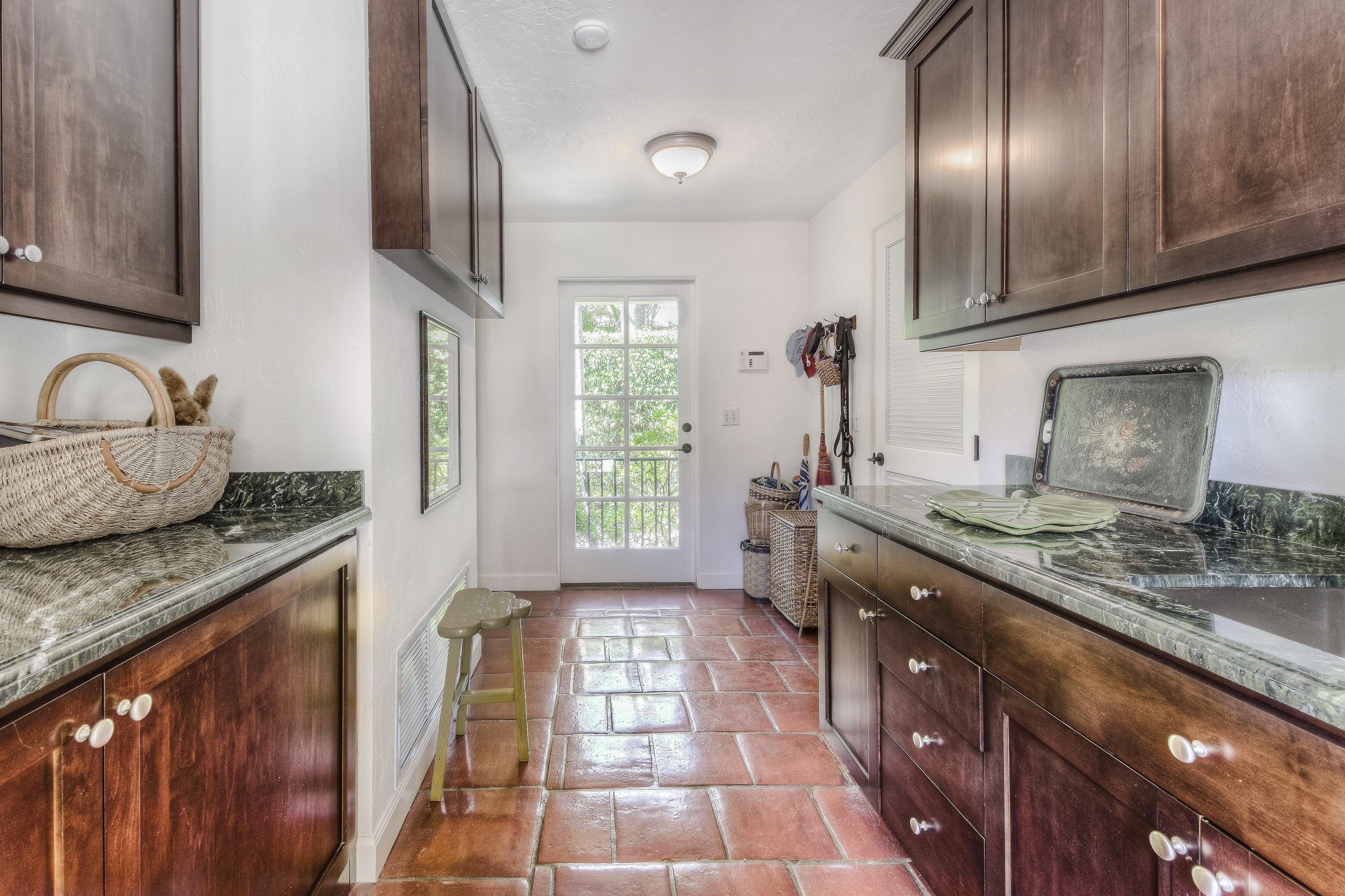 EL ENCANTO - Residential