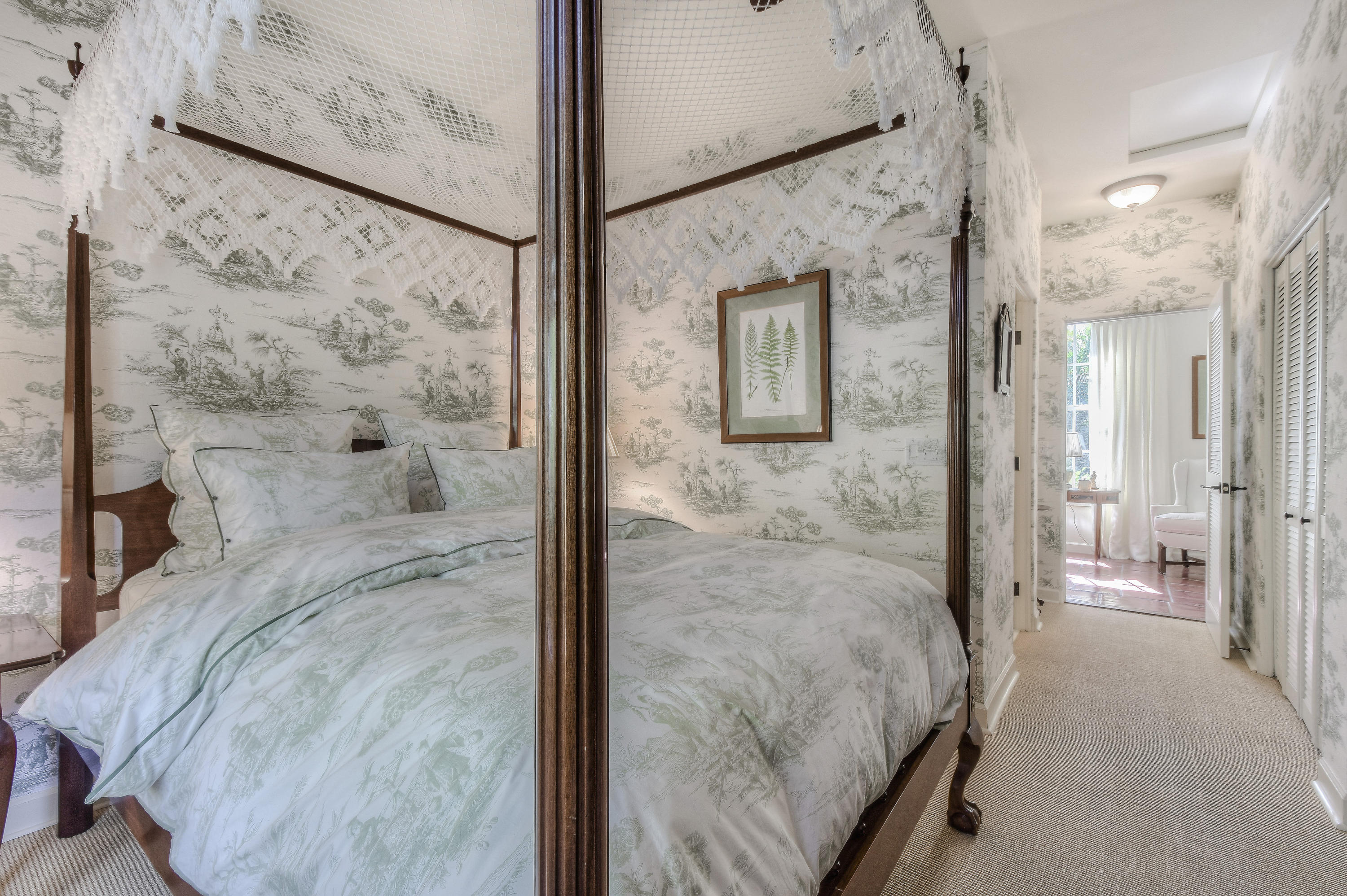 EL ENCANTO - Residential