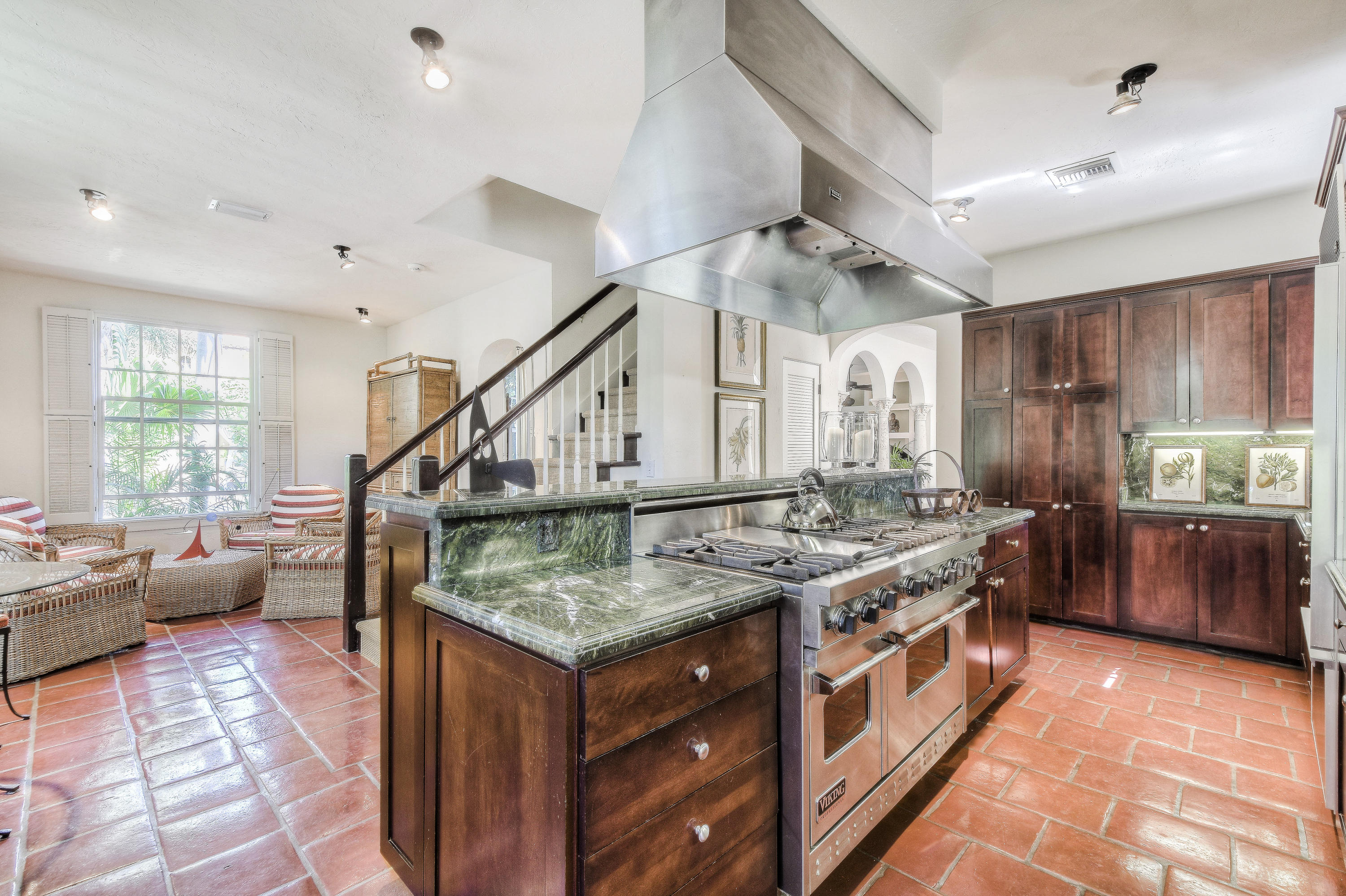 EL ENCANTO - Residential