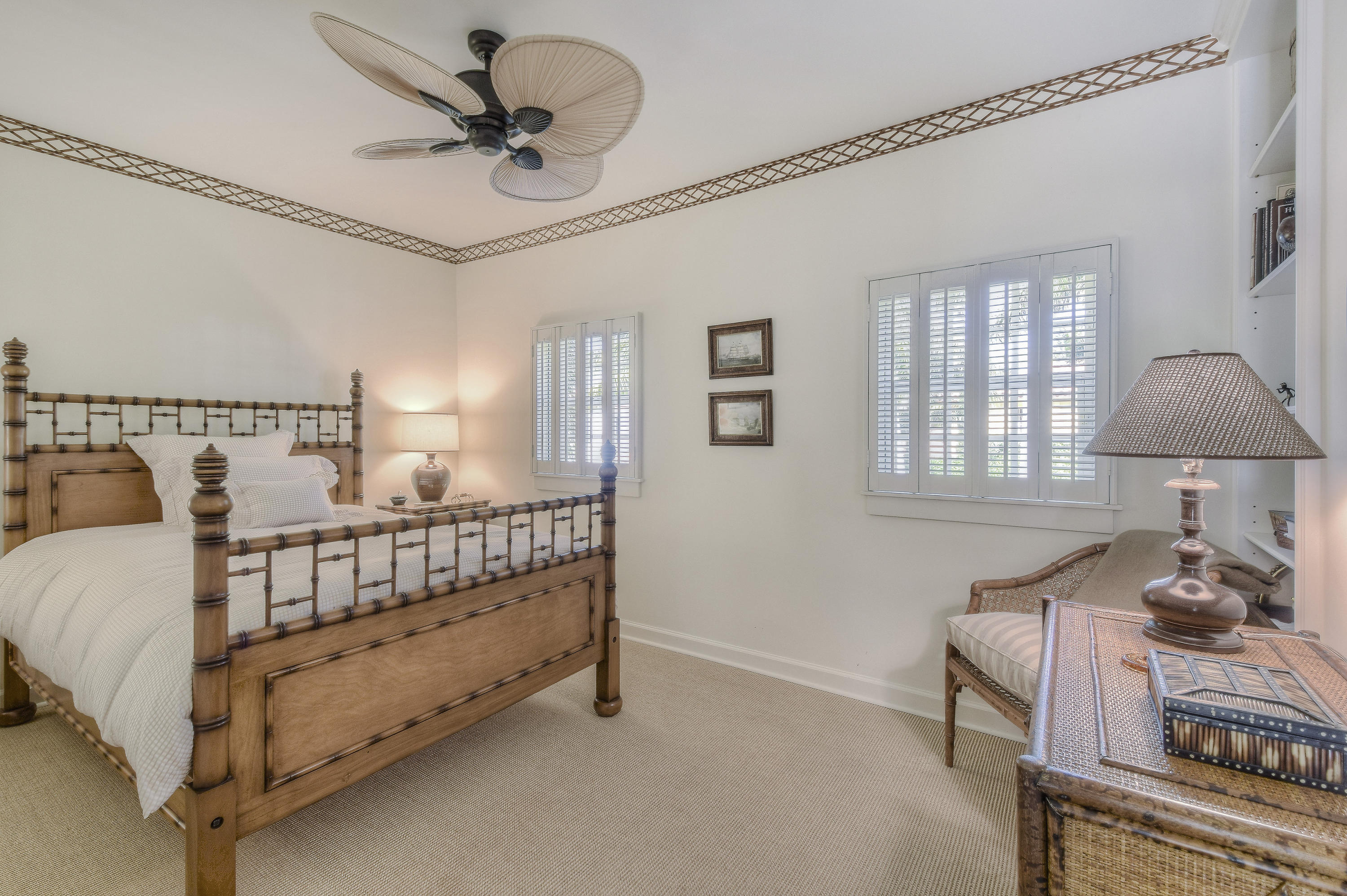 EL ENCANTO - Residential