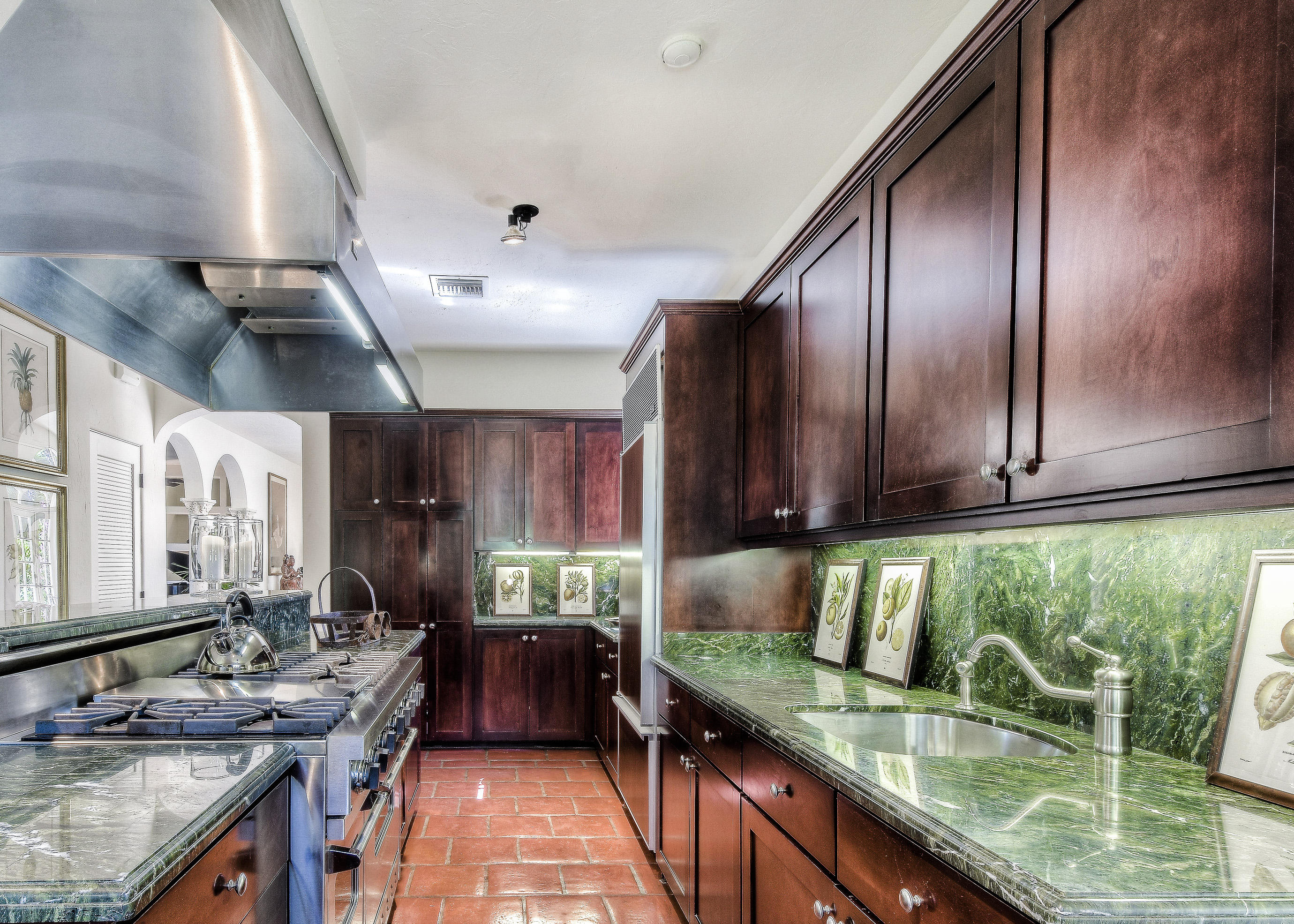 EL ENCANTO - Residential