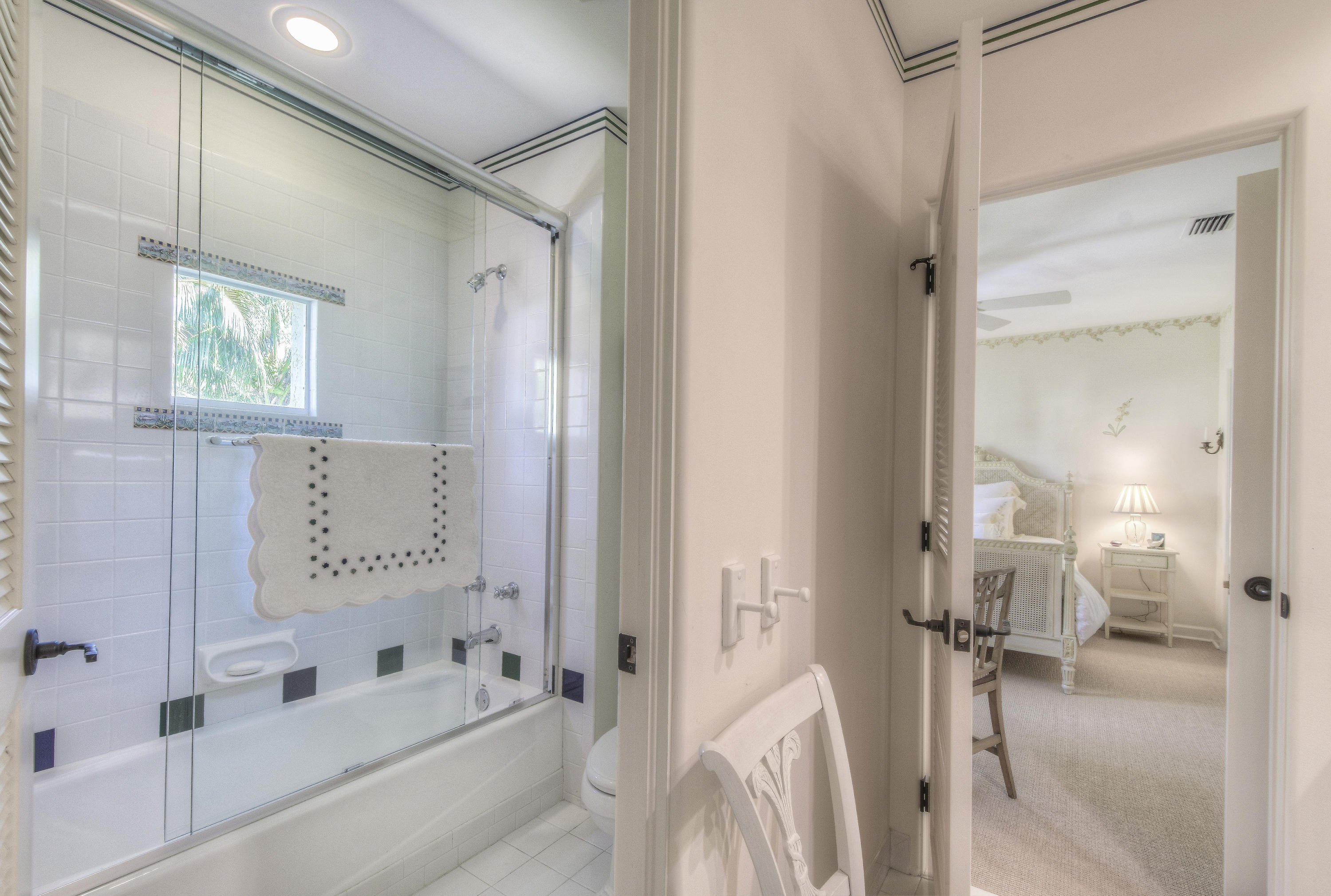 EL ENCANTO - Residential