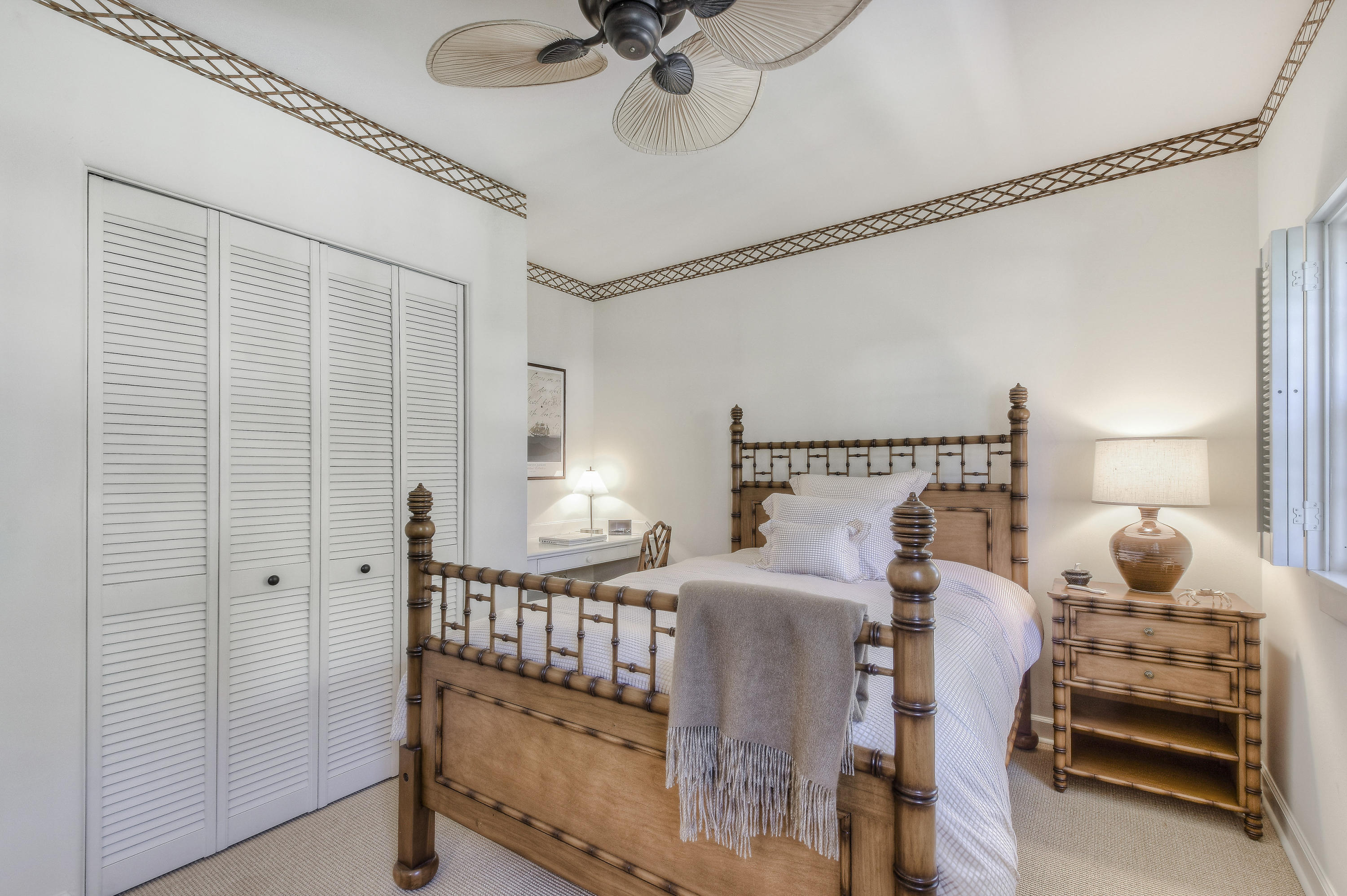 EL ENCANTO - Residential