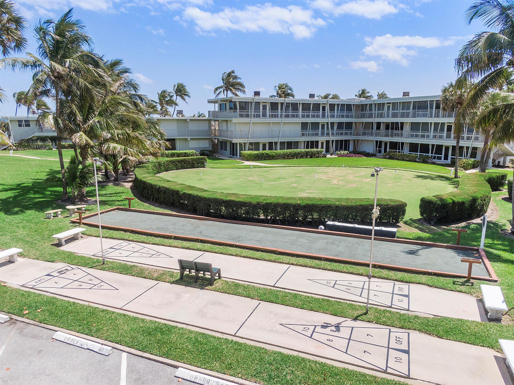 SEA CLUB OF HILLSBORO BEA - Residential Lease