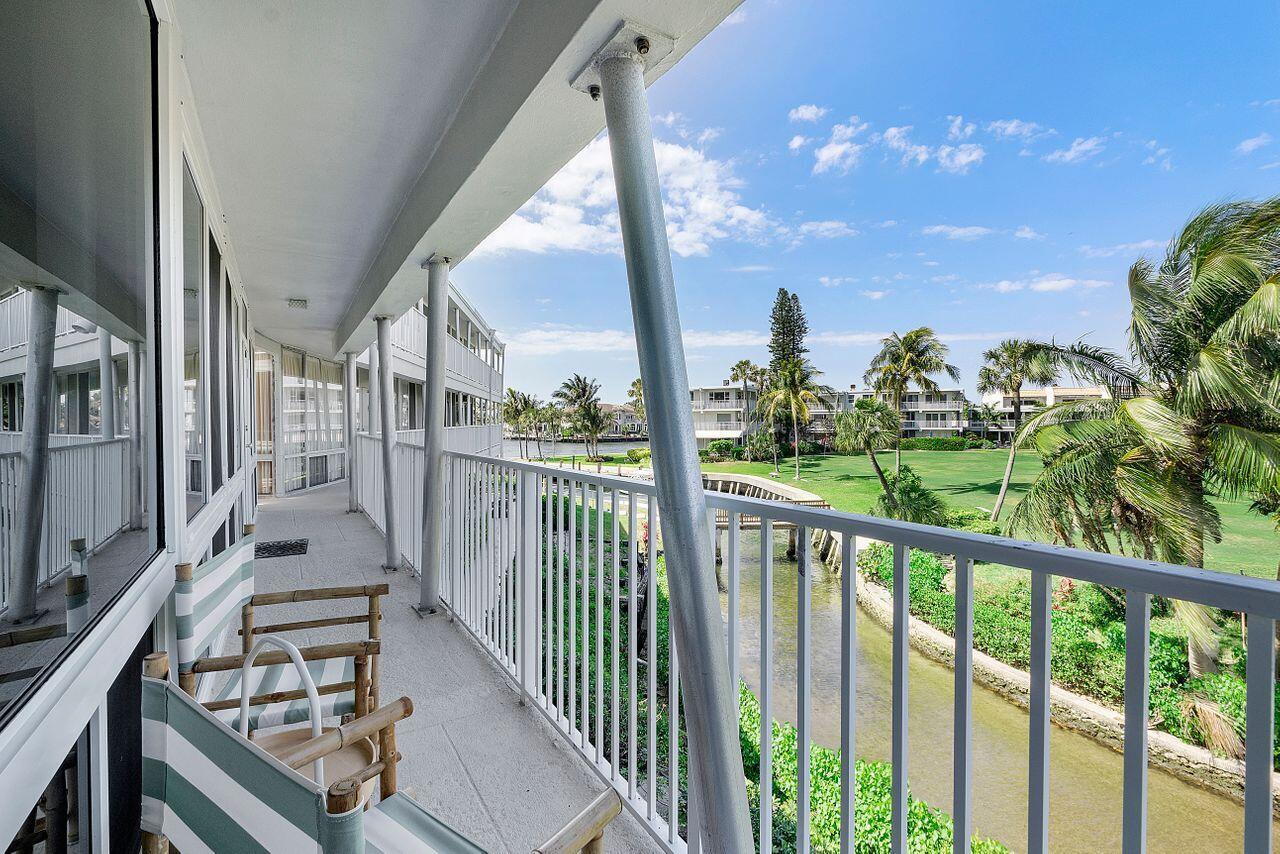 SEA CLUB OF HILLSBORO BEA - Residential Lease