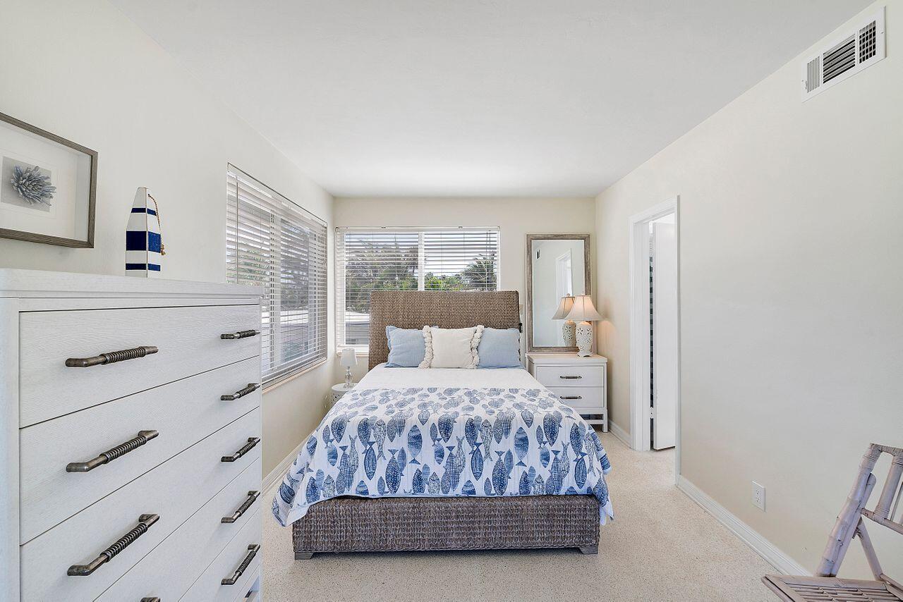SEA CLUB OF HILLSBORO BEA - Residential Lease