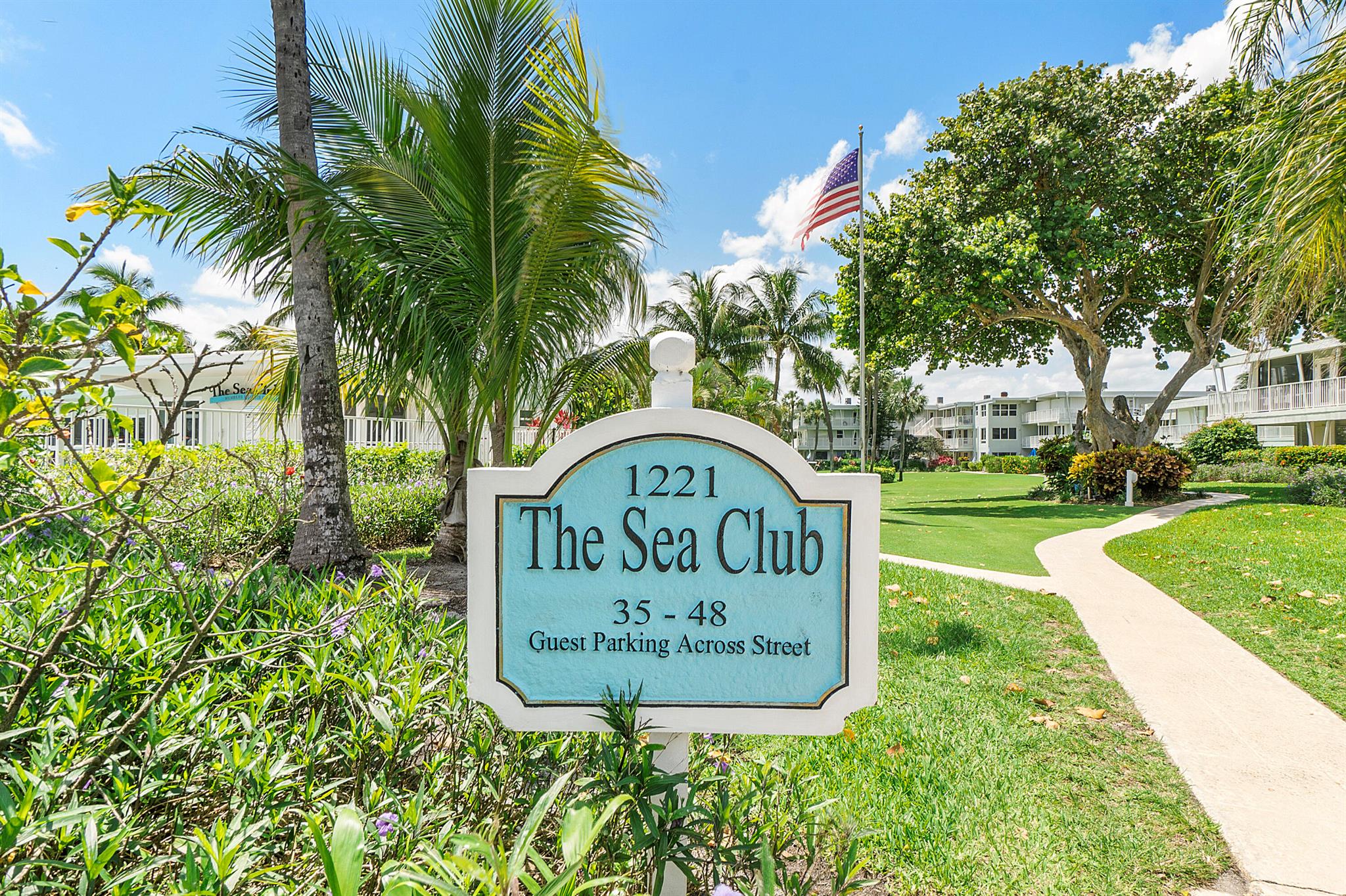 SEA CLUB OF HILLSBORO BEA - Residential Lease