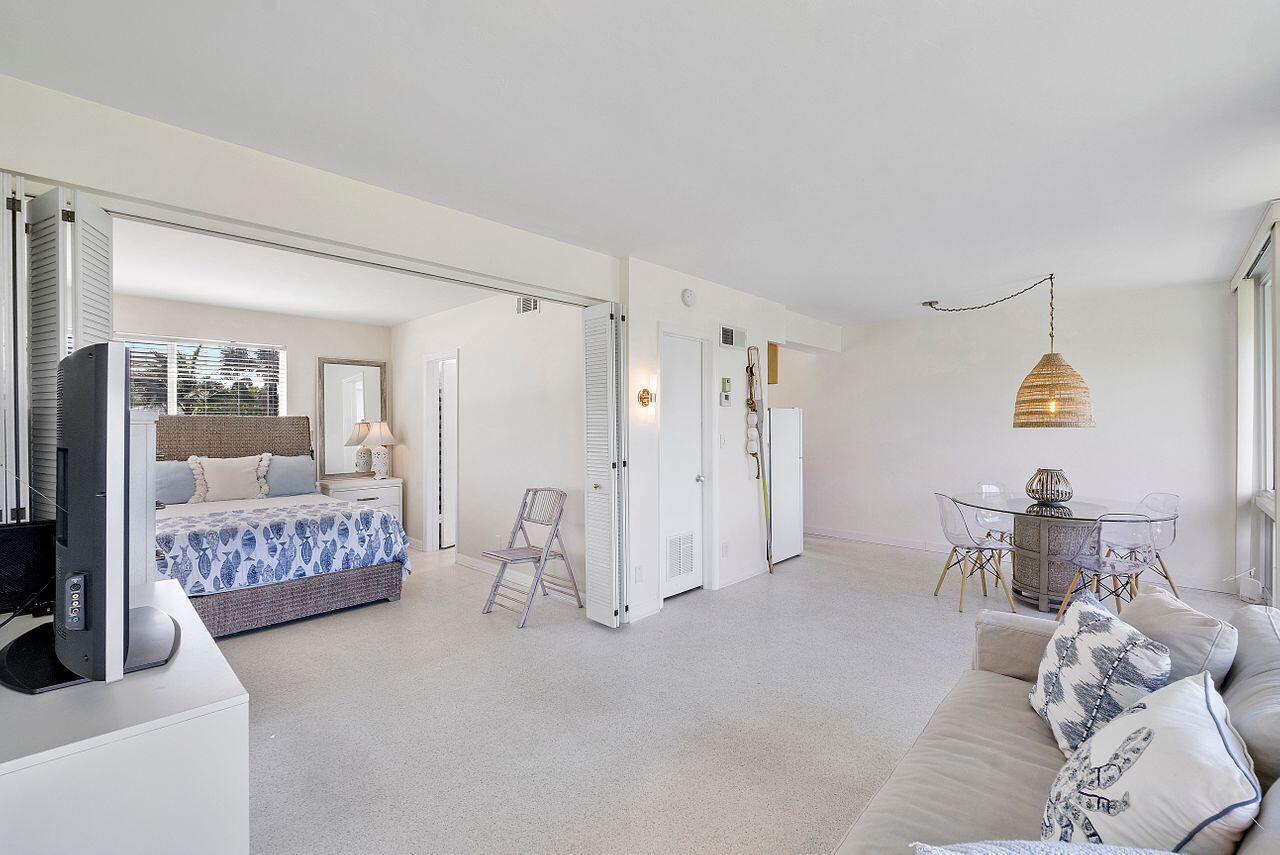 SEA CLUB OF HILLSBORO BEA - Residential Lease