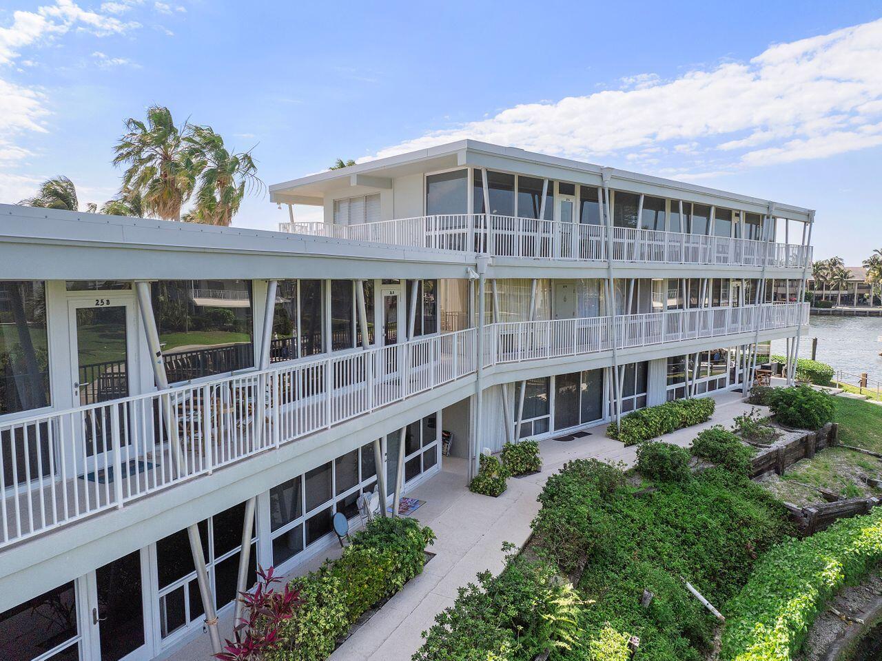 SEA CLUB OF HILLSBORO BEA - Residential Lease
