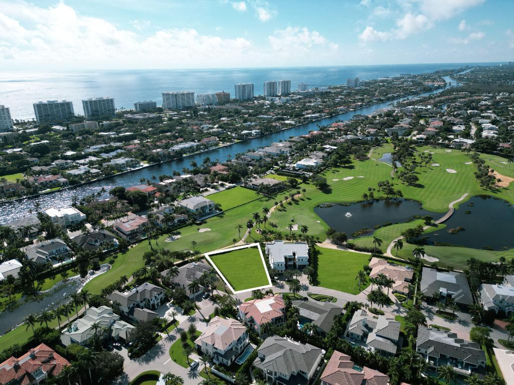 ROYAL PALM YACHT & COUNTRY CLUB - Residential