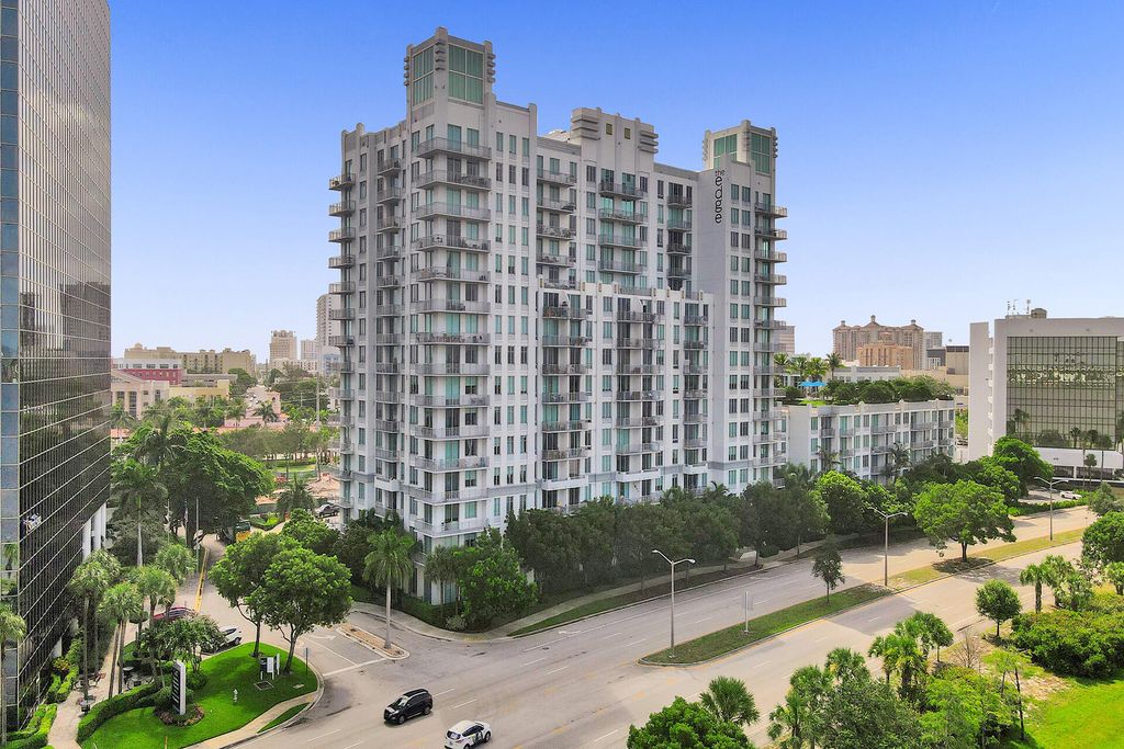 Photo of 300 S Australian Avenue #1009, West Palm Beach, FL 33401 (MLS # B26008740)