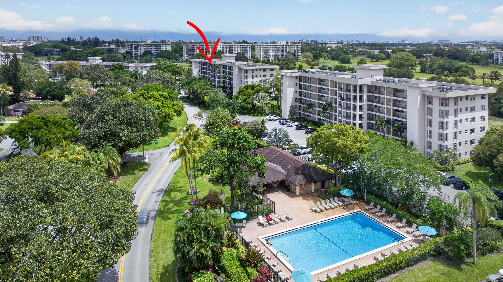 NO 5 PALM-AIRE COUNTRY CLUB - Residential