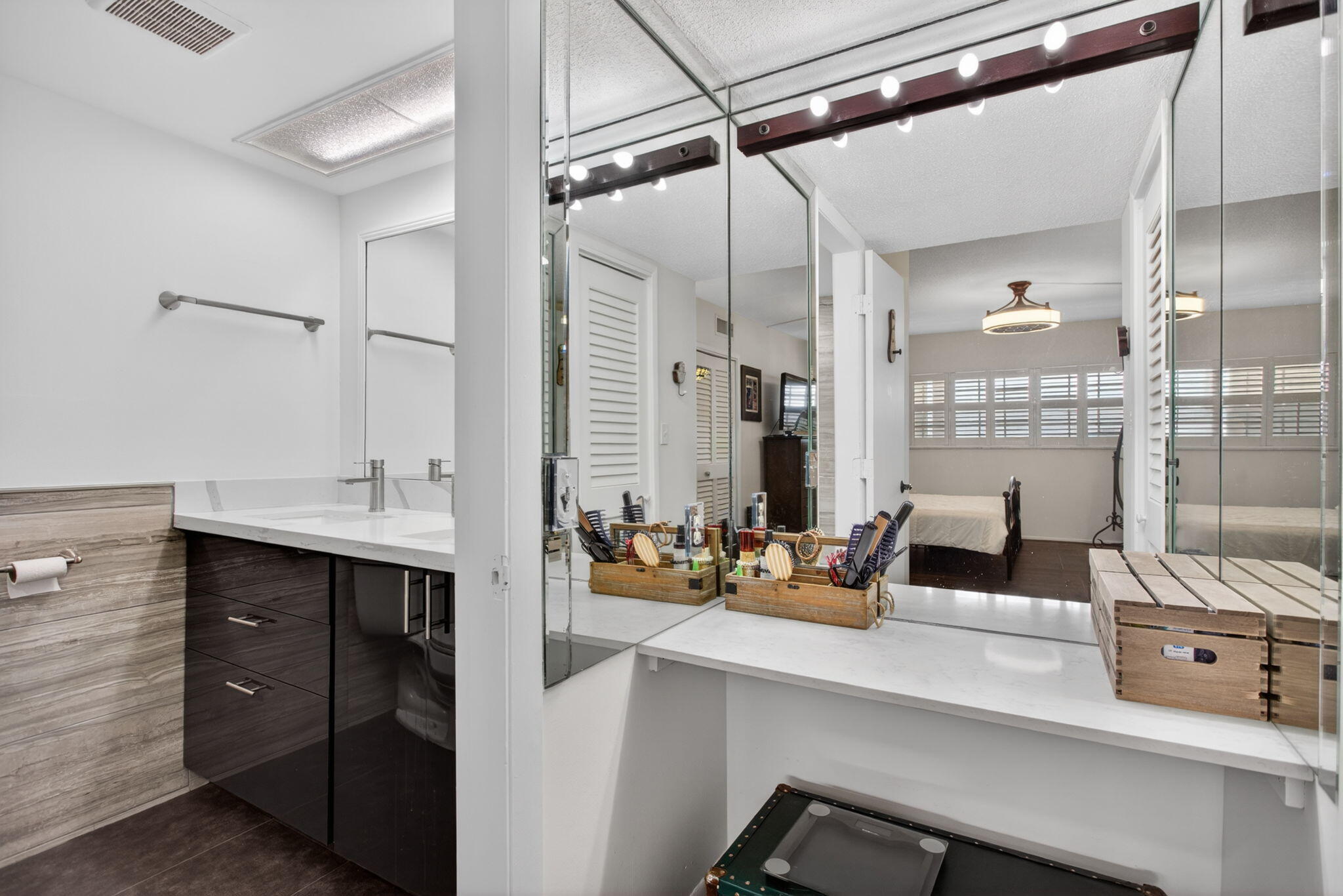 NO 5 PALM-AIRE COUNTRY CLUB - Residential