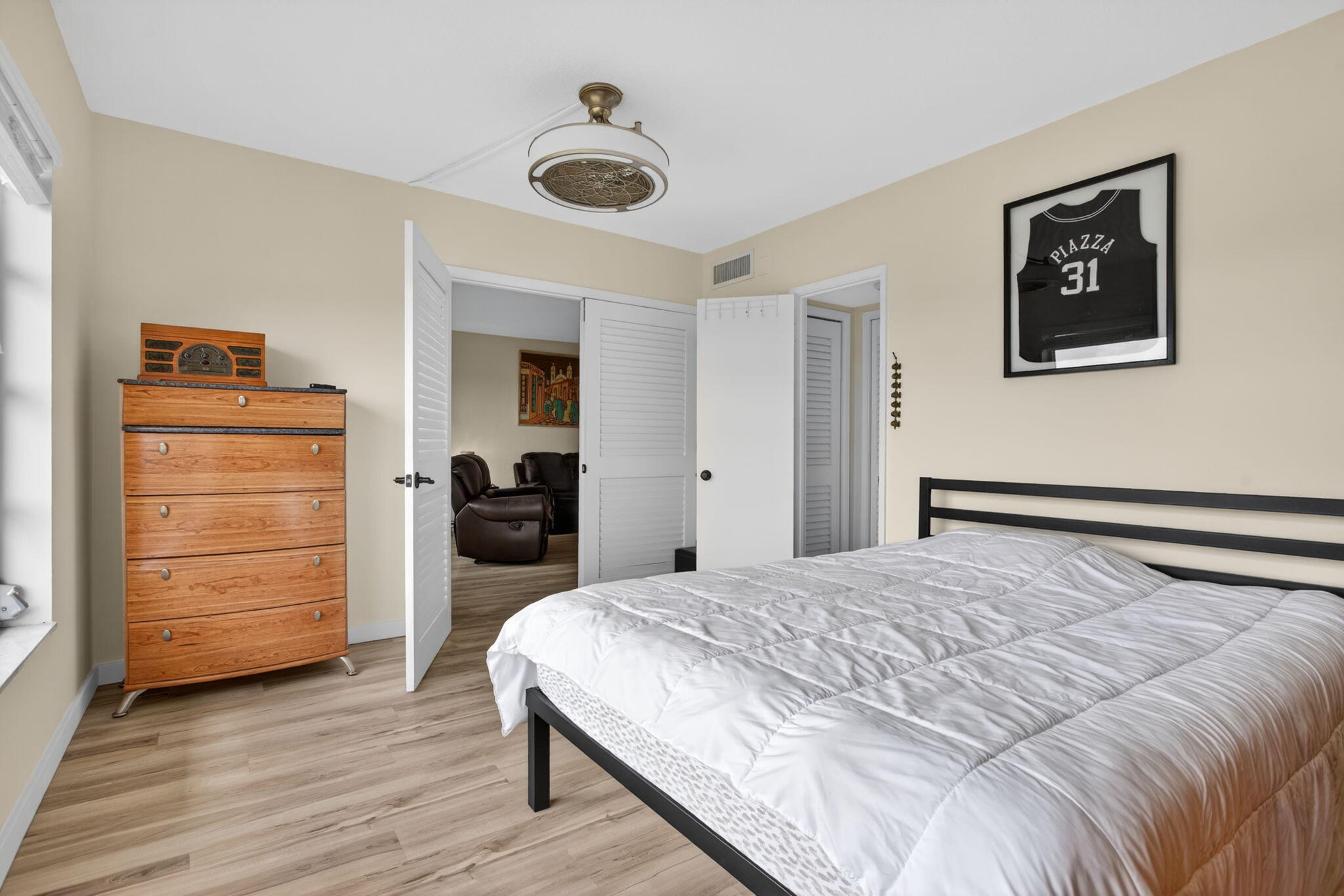 NO 5 PALM-AIRE COUNTRY CLUB - Residential