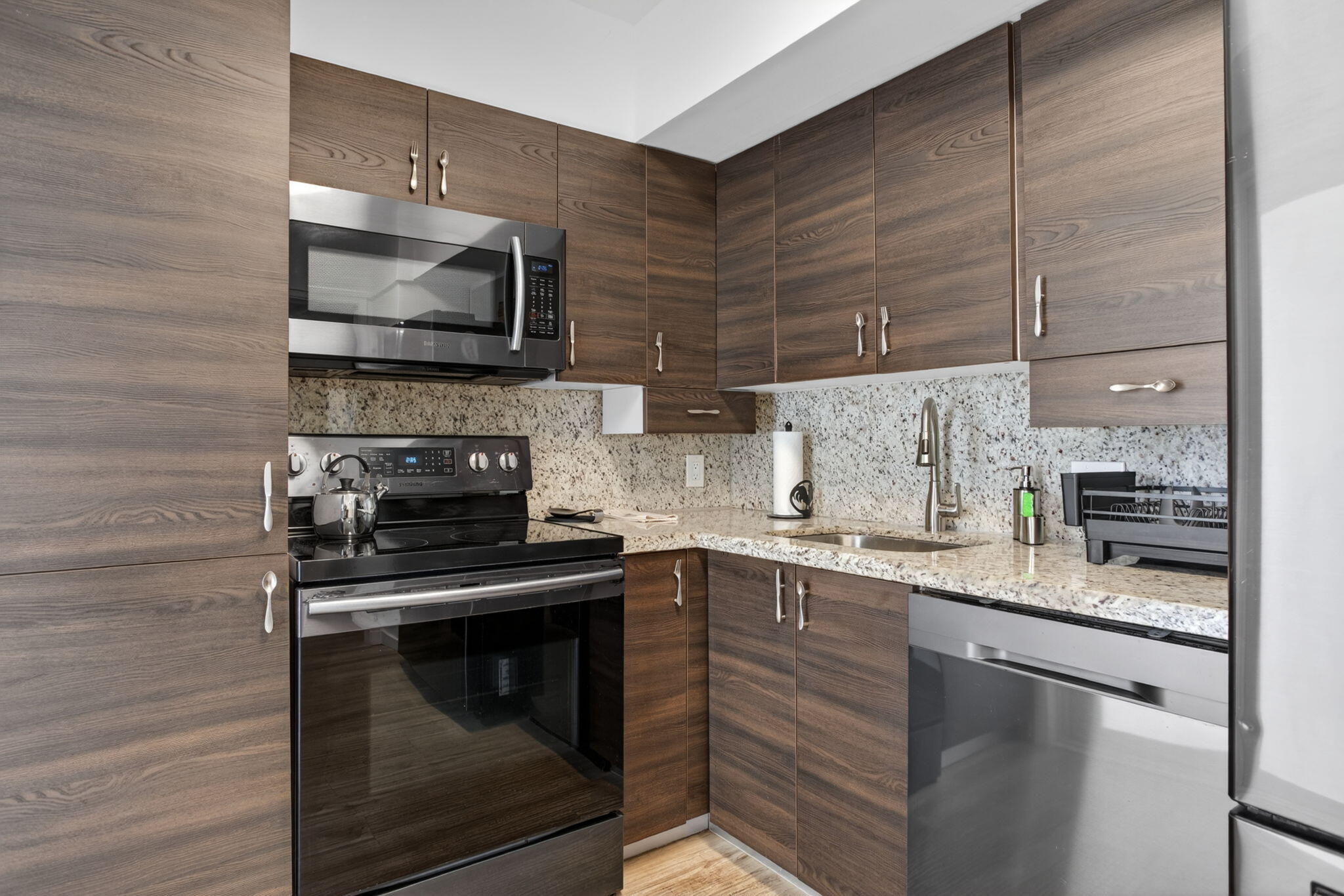 2950 N Palm Aire Drive 606