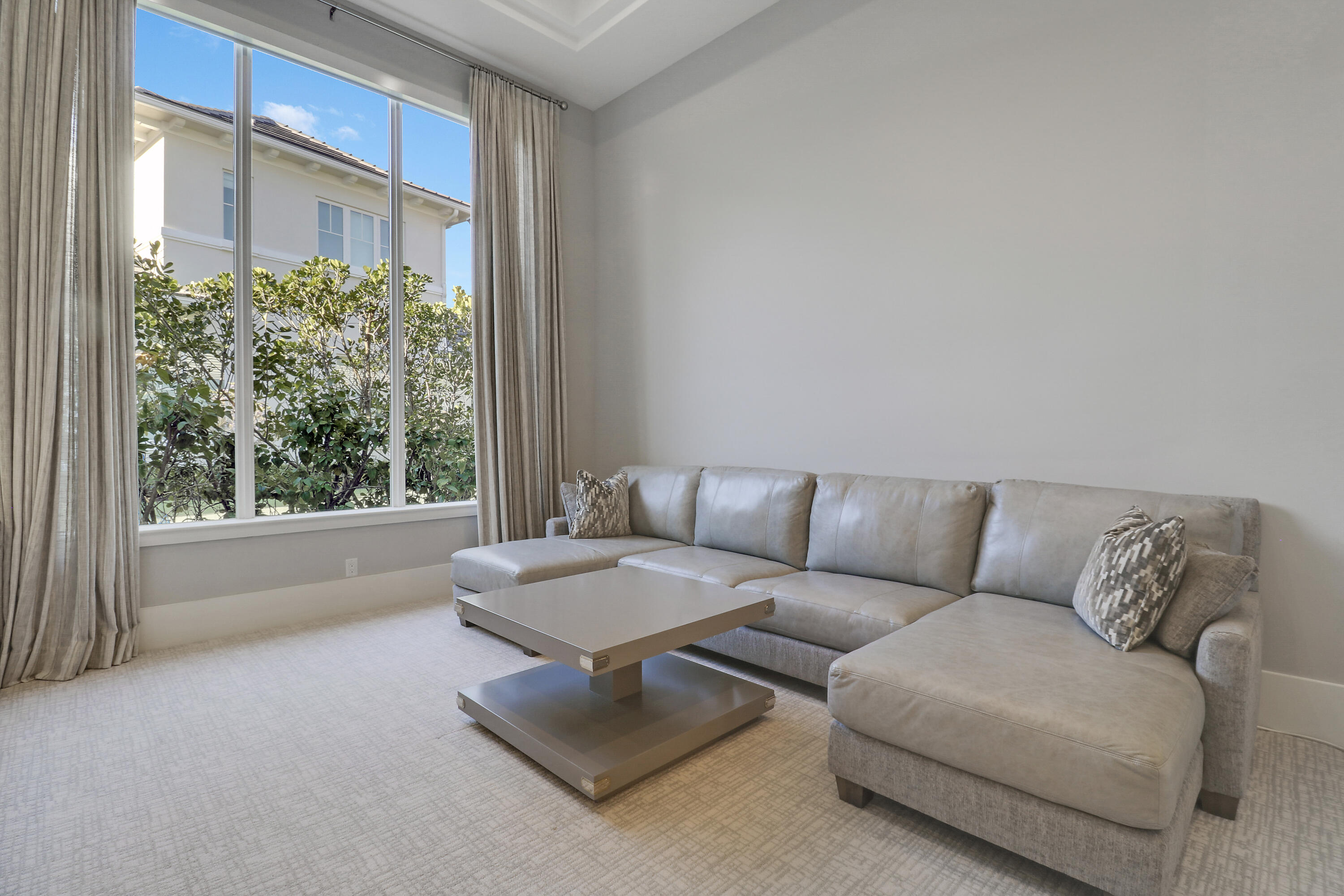 OLD PALM - Residential