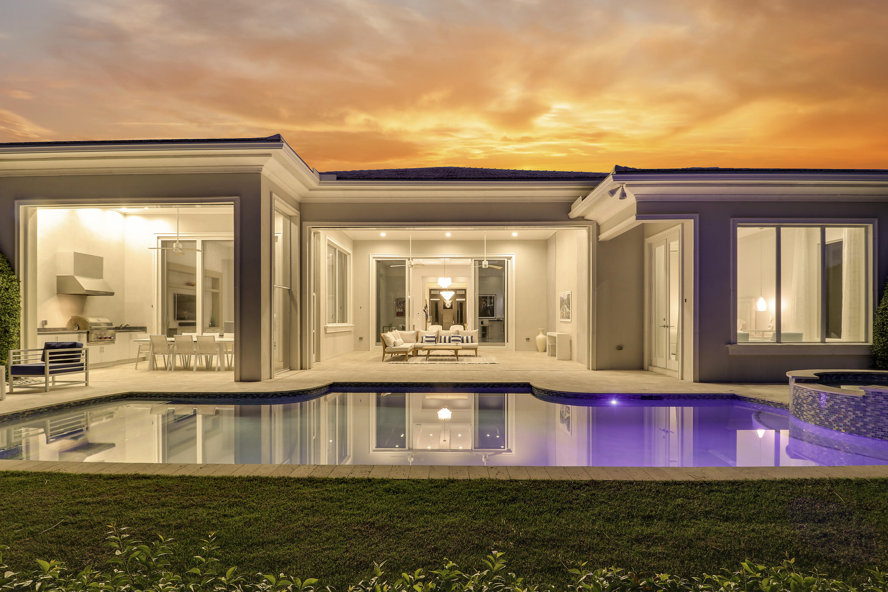 OLD PALM - Residential