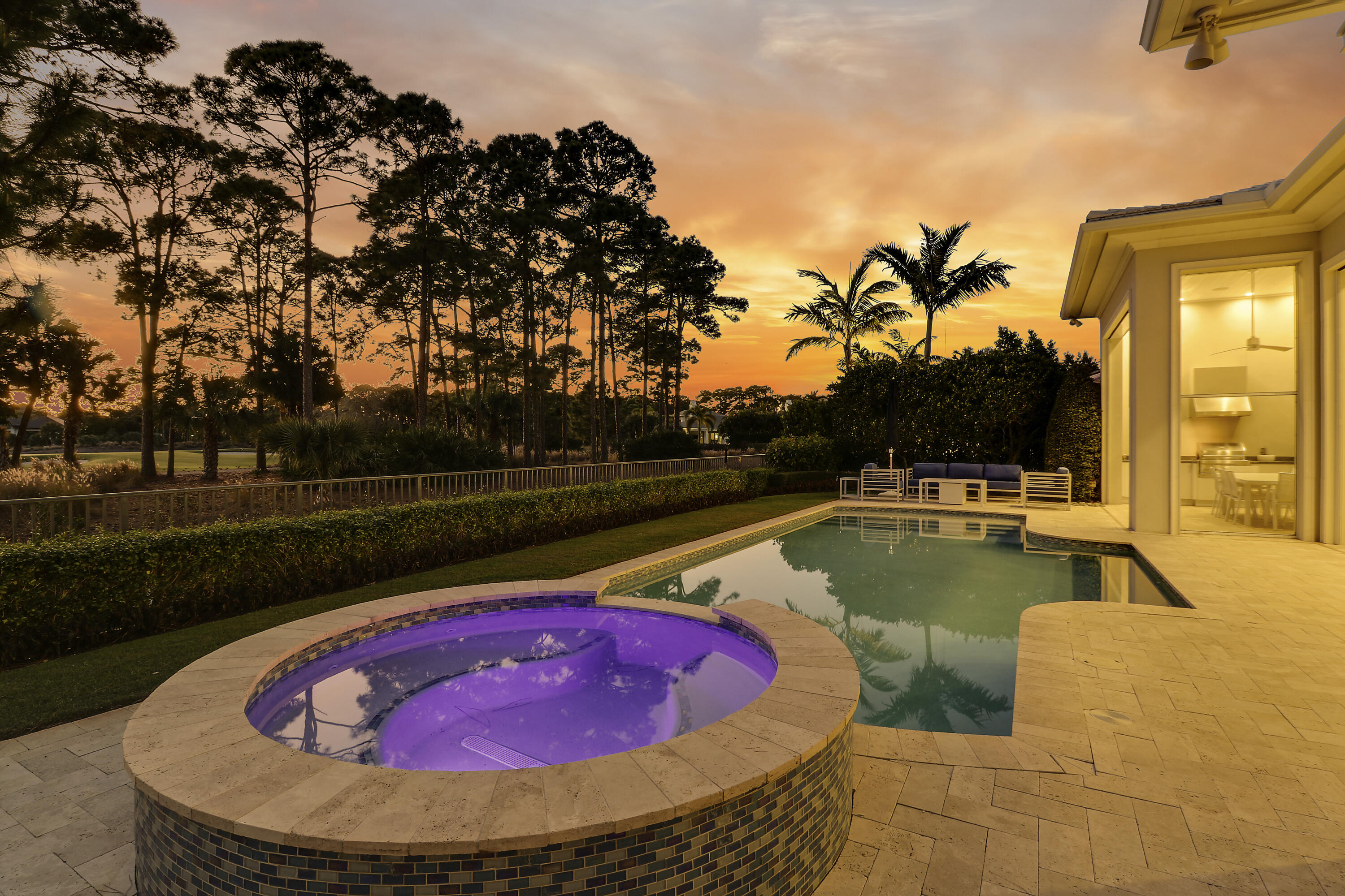 OLD PALM - Residential