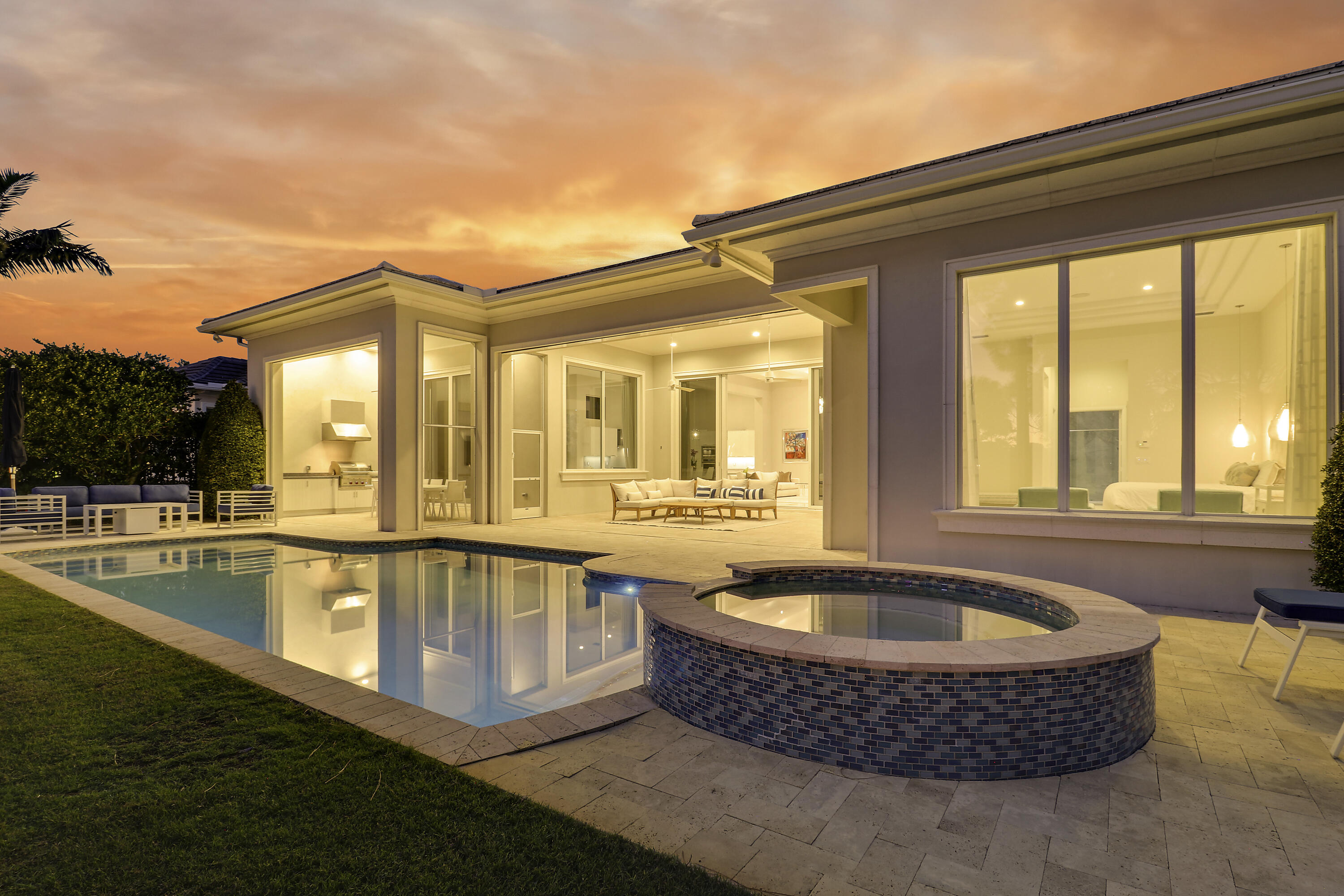 OLD PALM - Residential