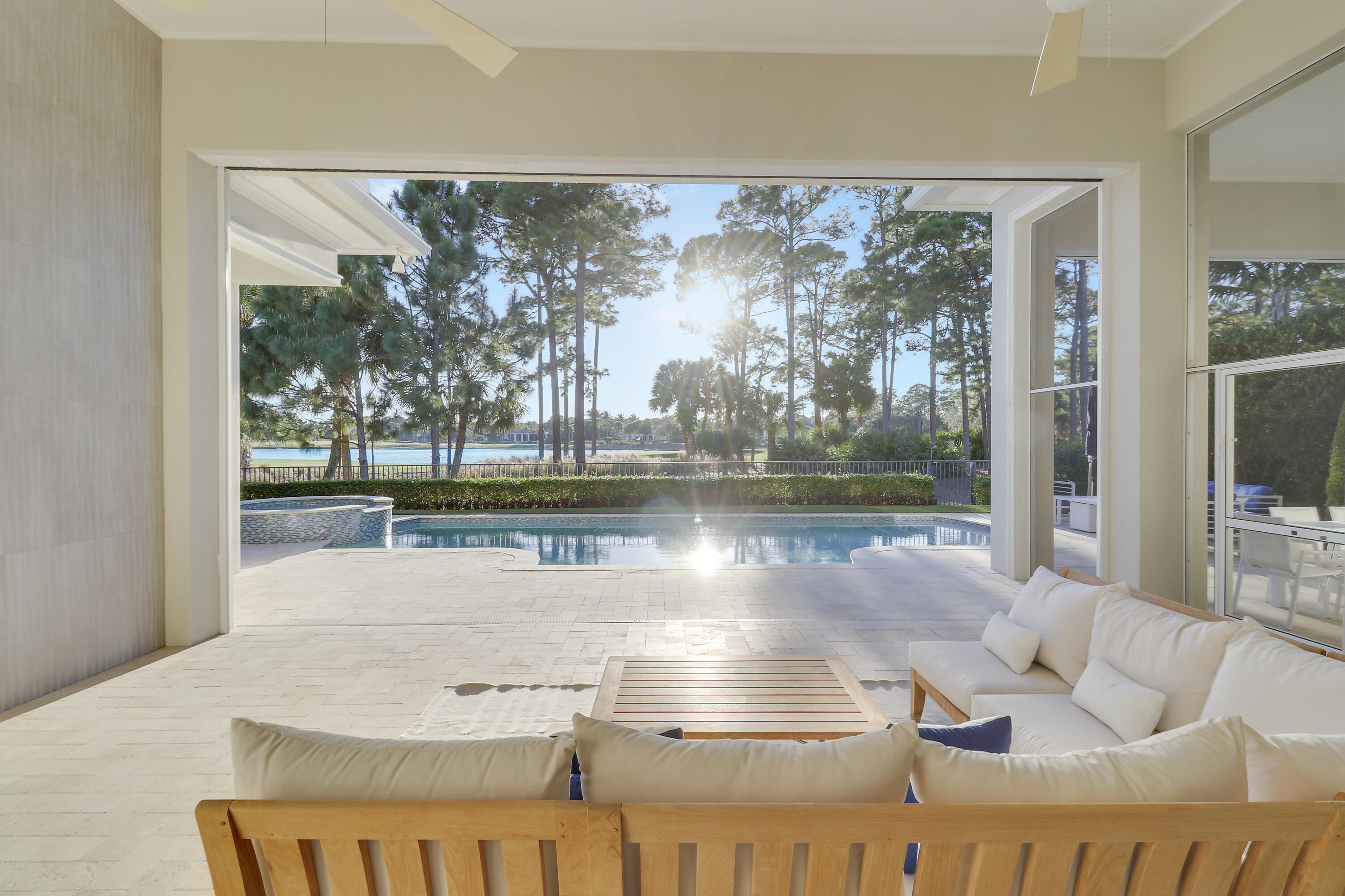 OLD PALM - Residential