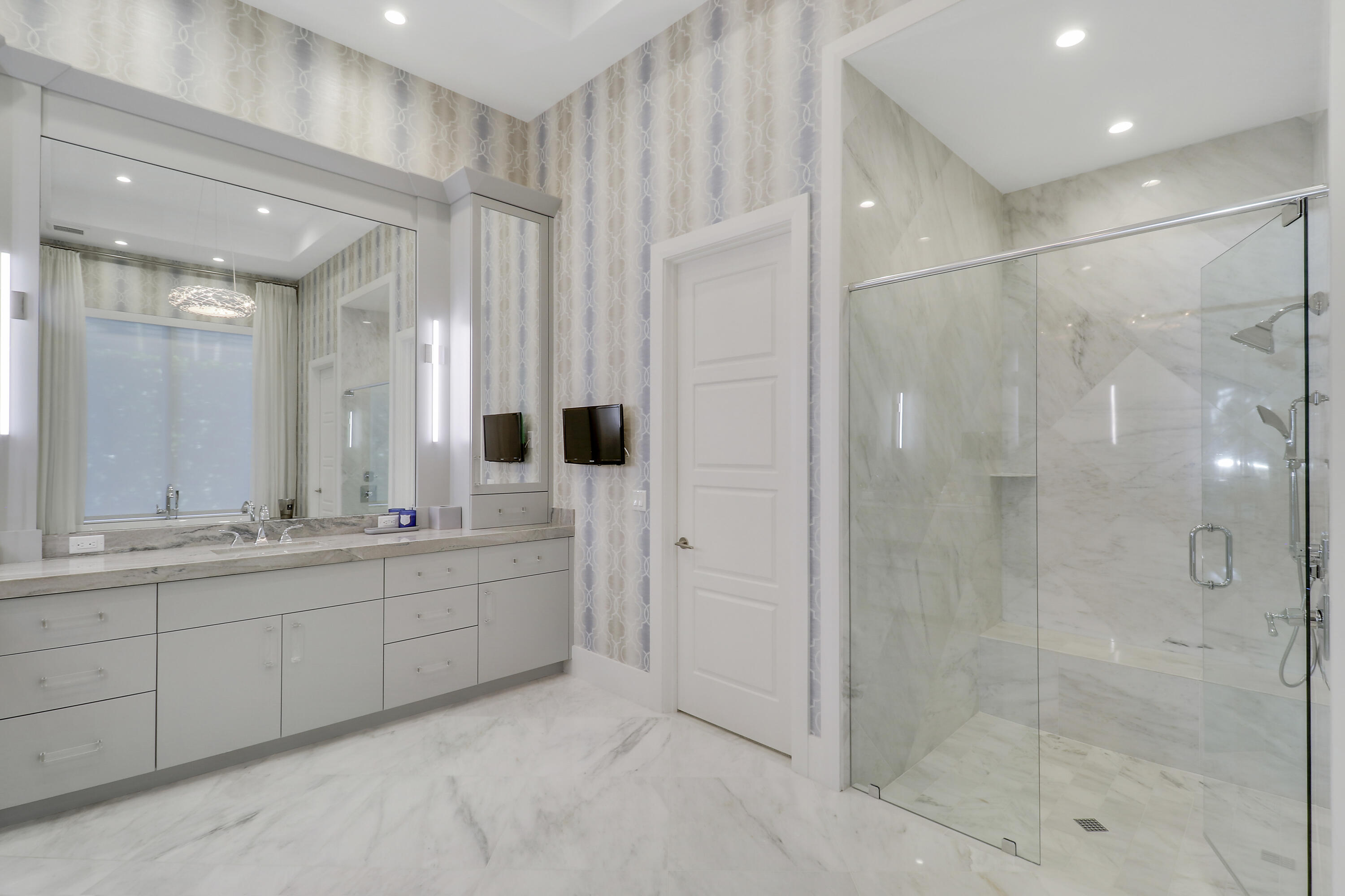 OLD PALM - Residential