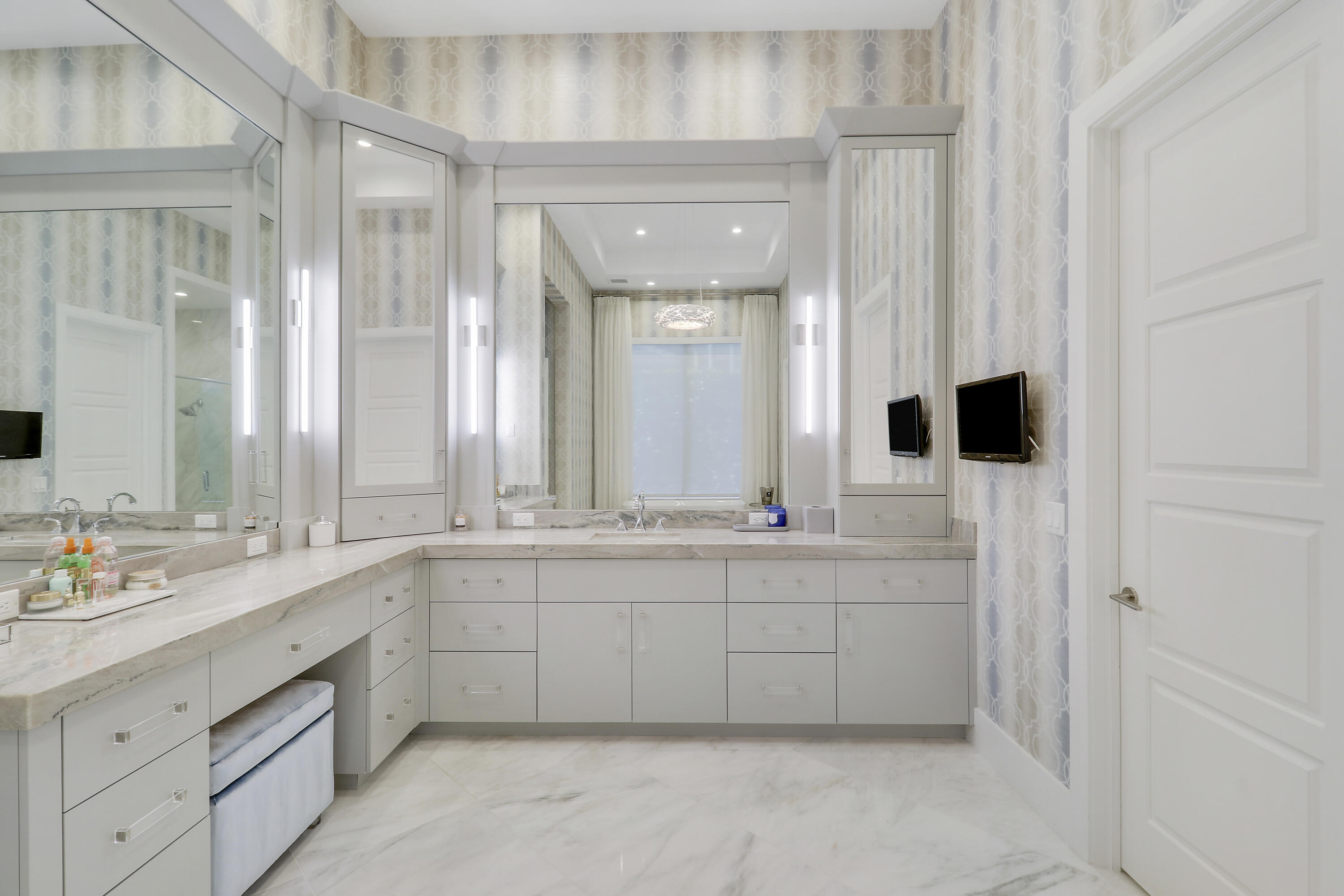 OLD PALM - Residential