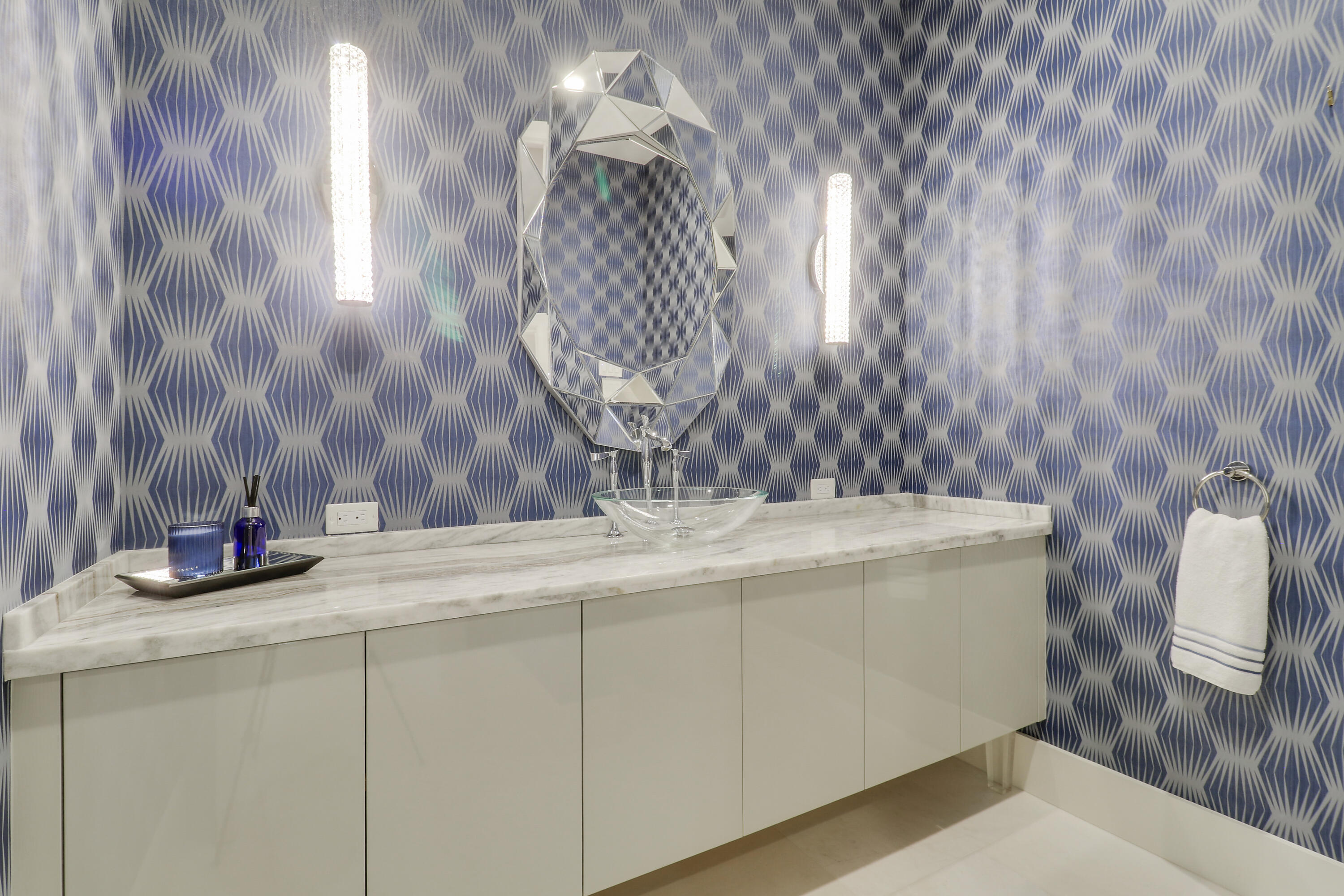 OLD PALM - Residential