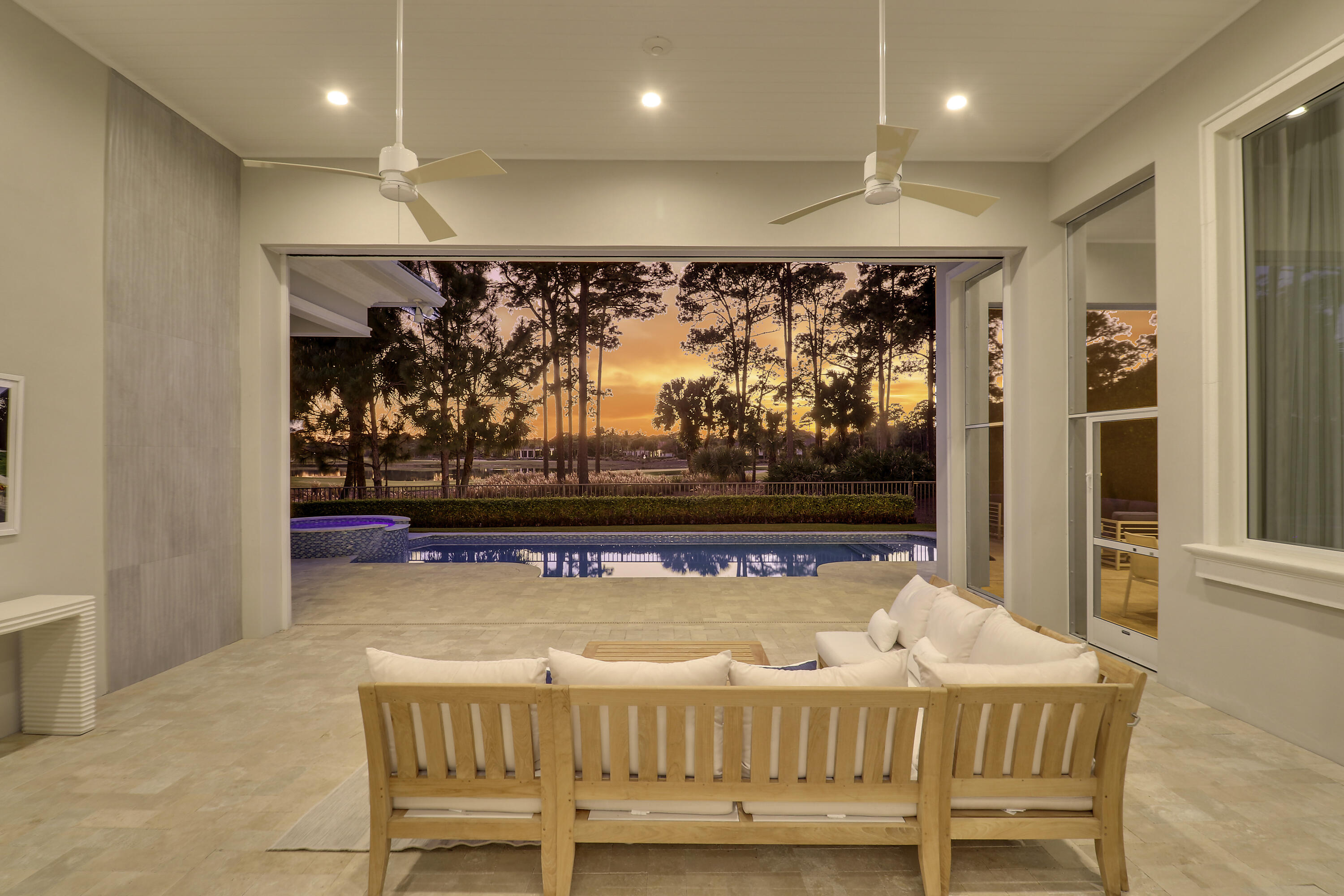 OLD PALM - Residential