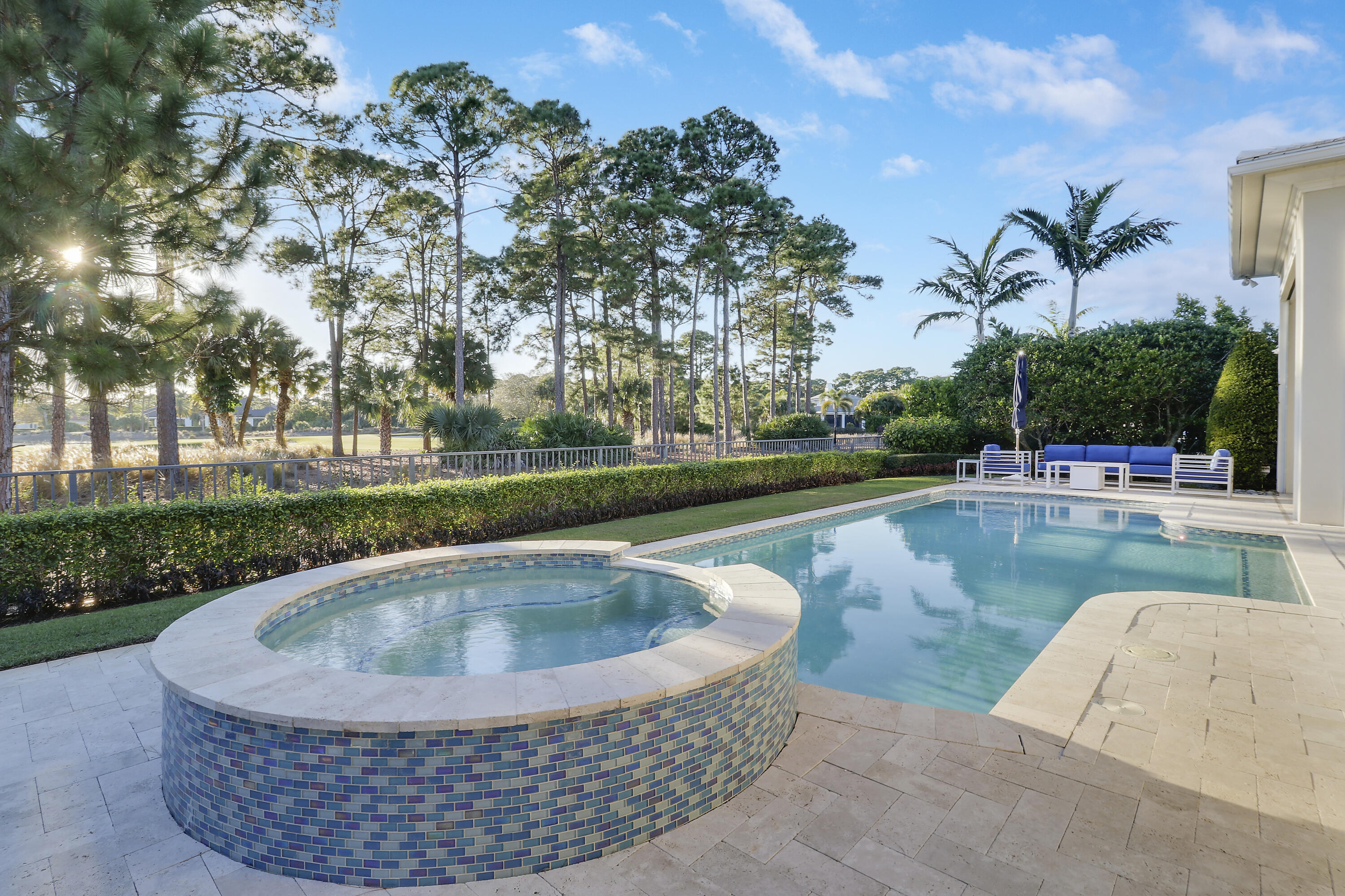 OLD PALM - Residential