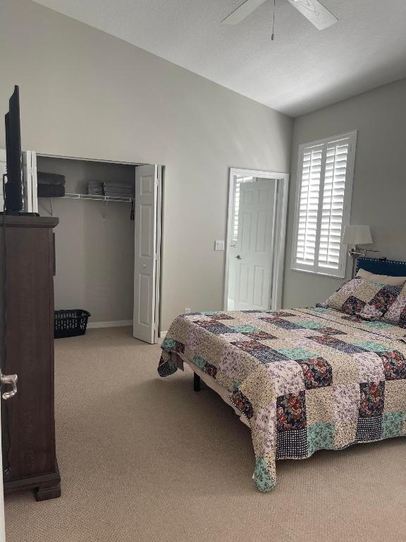 WELLINGTON TR 42B - Residential Lease