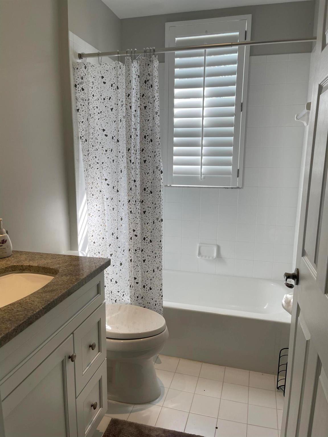 WELLINGTON TR 42B - Residential Lease