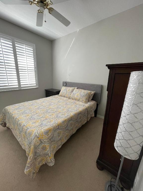 WELLINGTON TR 42B - Residential Lease