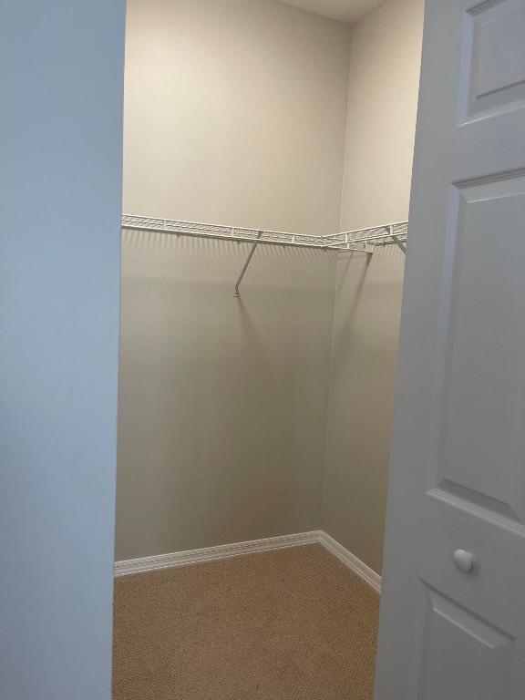 WELLINGTON TR 42B - Residential Lease