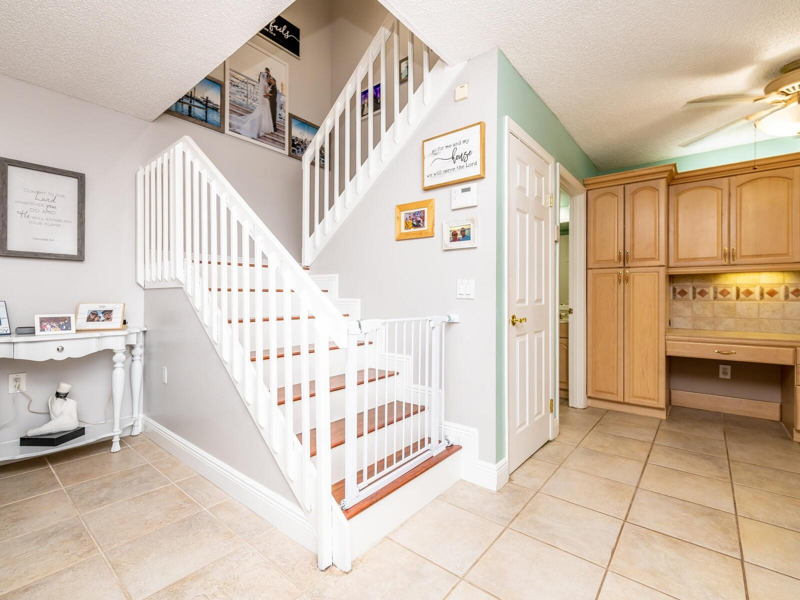 Pine Island Ridge - Residential